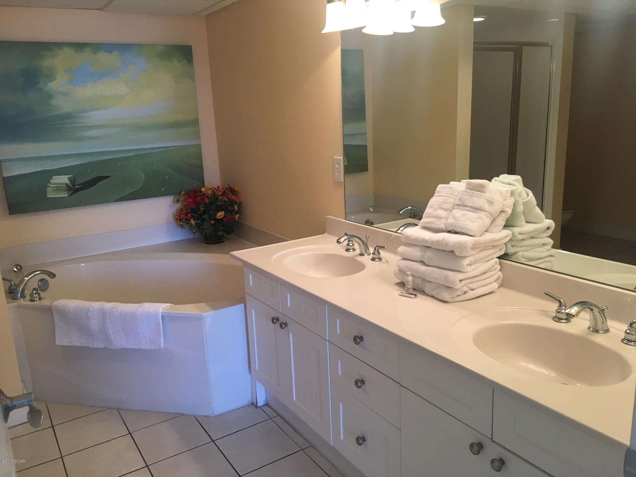 Emerald Beach Resort - Residential