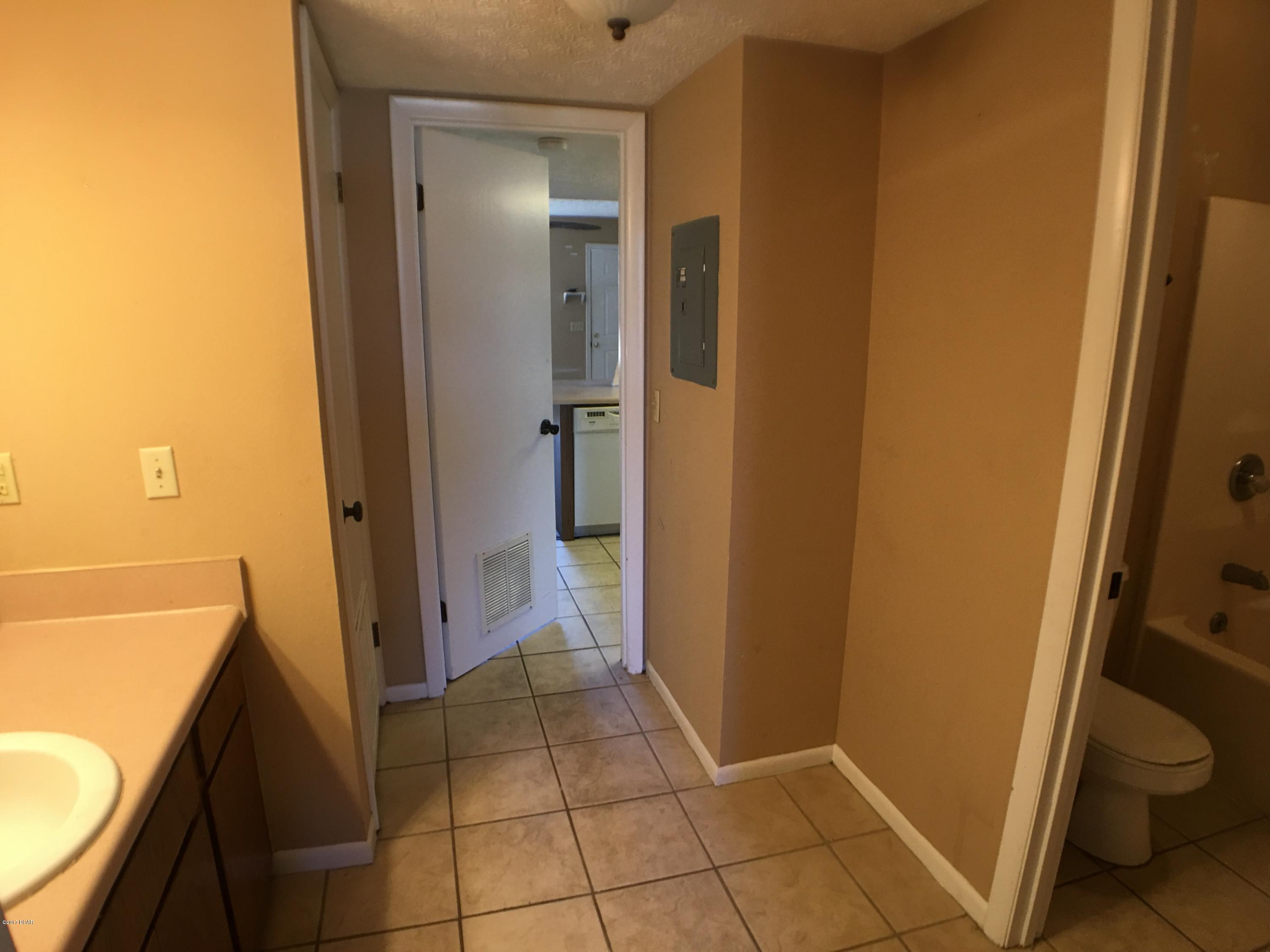 Hidden Lagoon - Residential