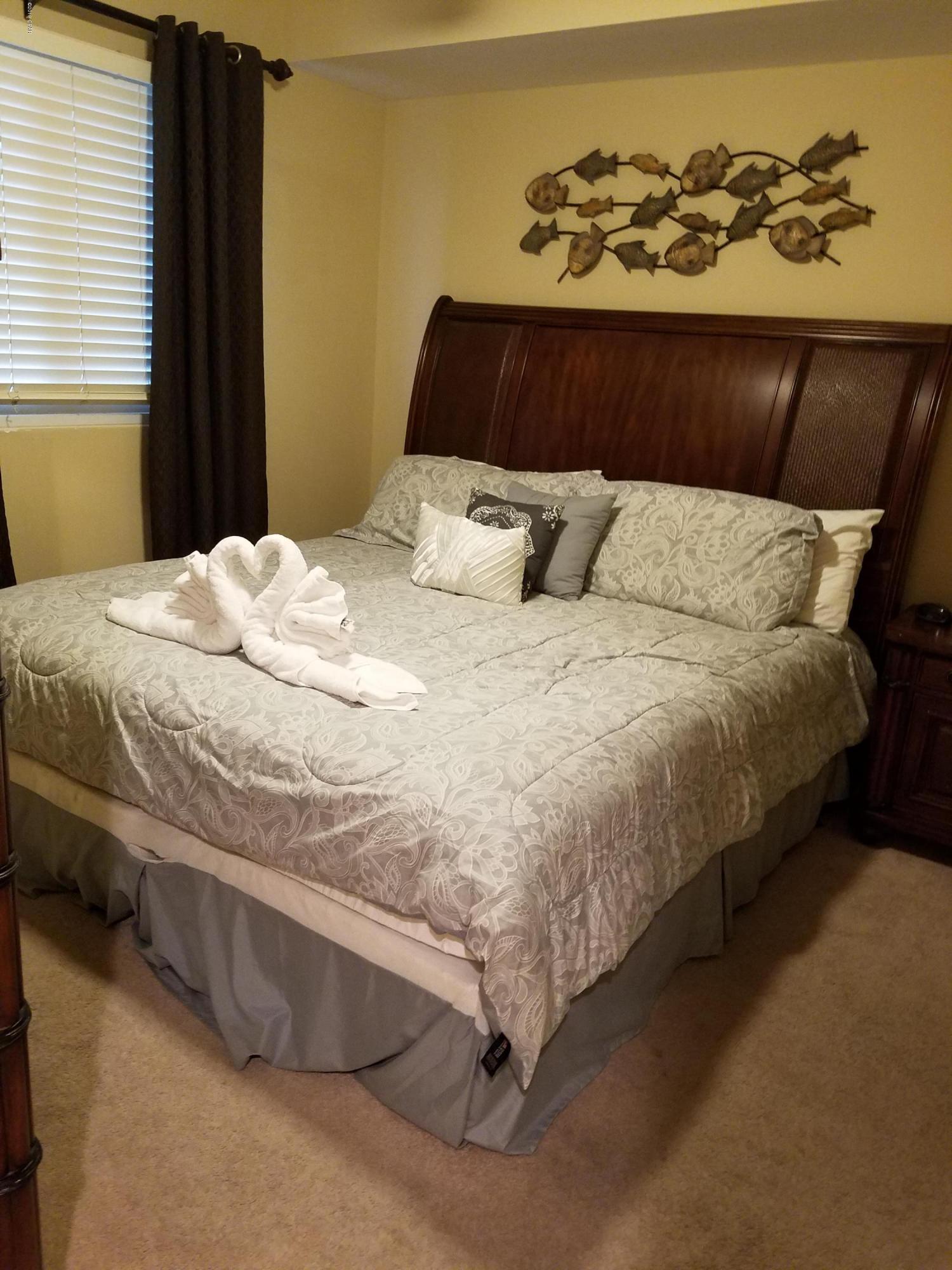 Sterling Breeze - Residential