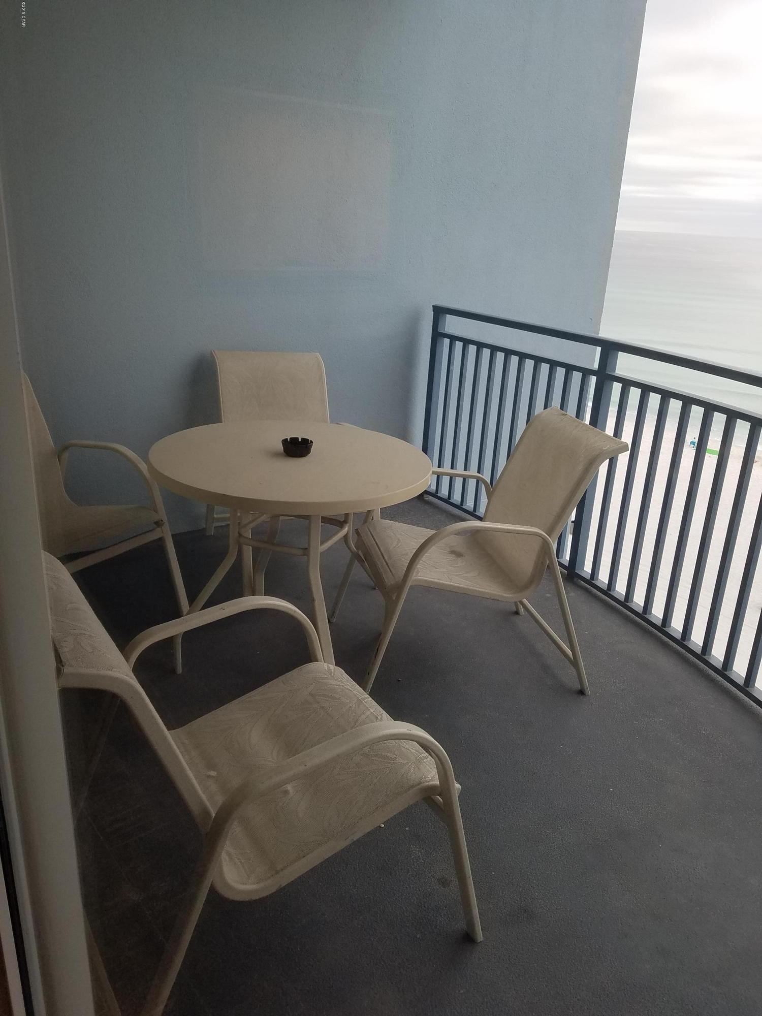 Sterling Breeze - Residential