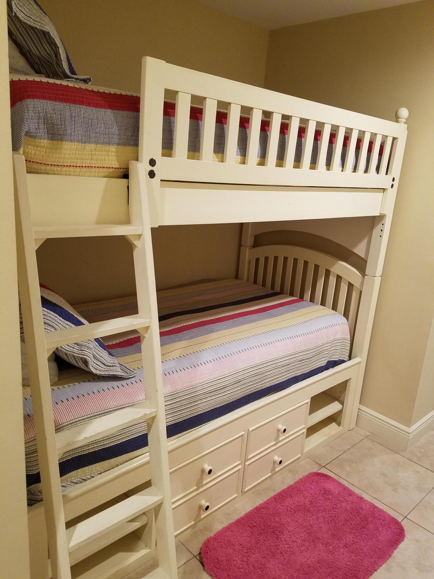 Sterling Breeze - Residential