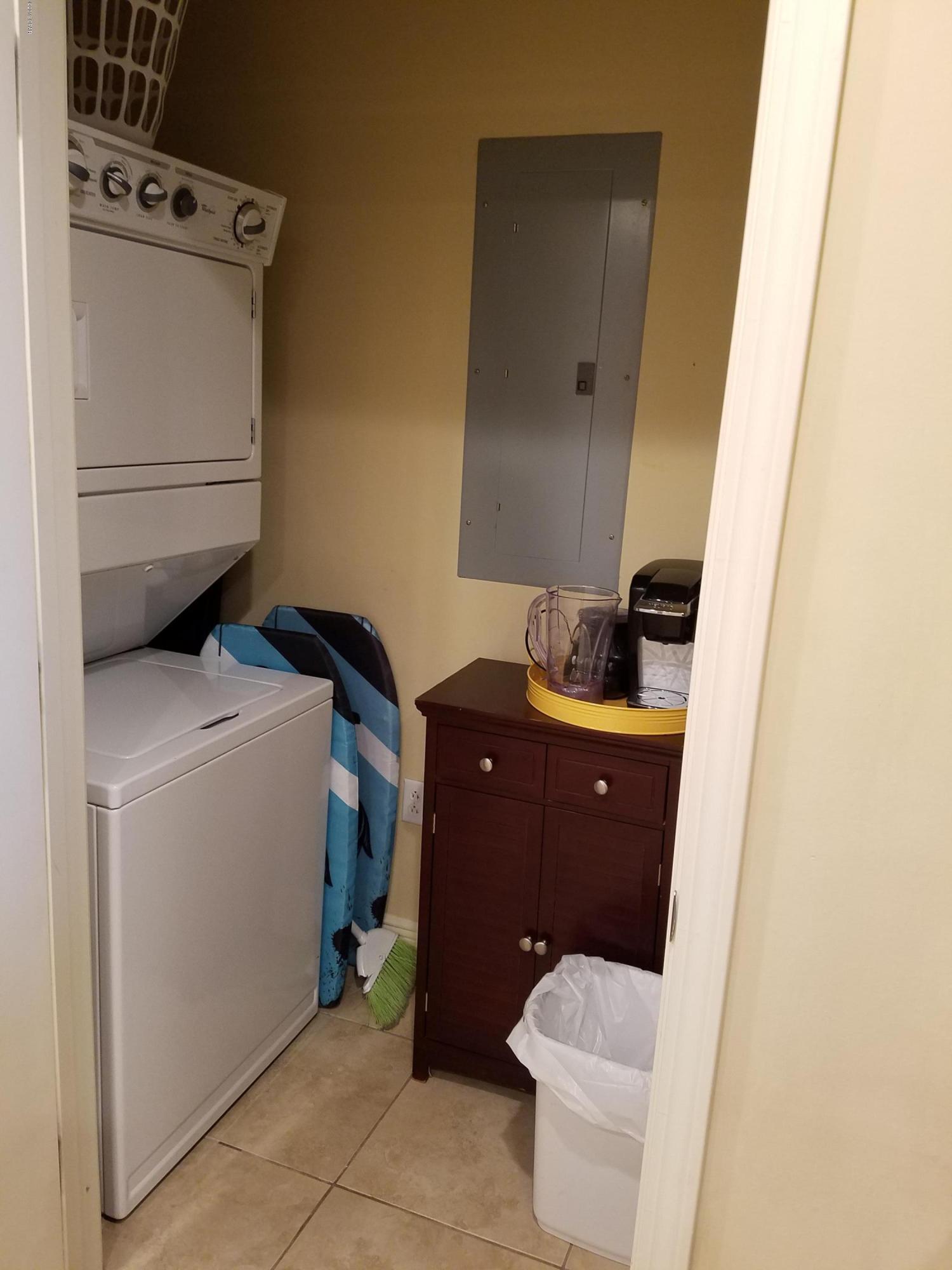 Sterling Breeze - Residential