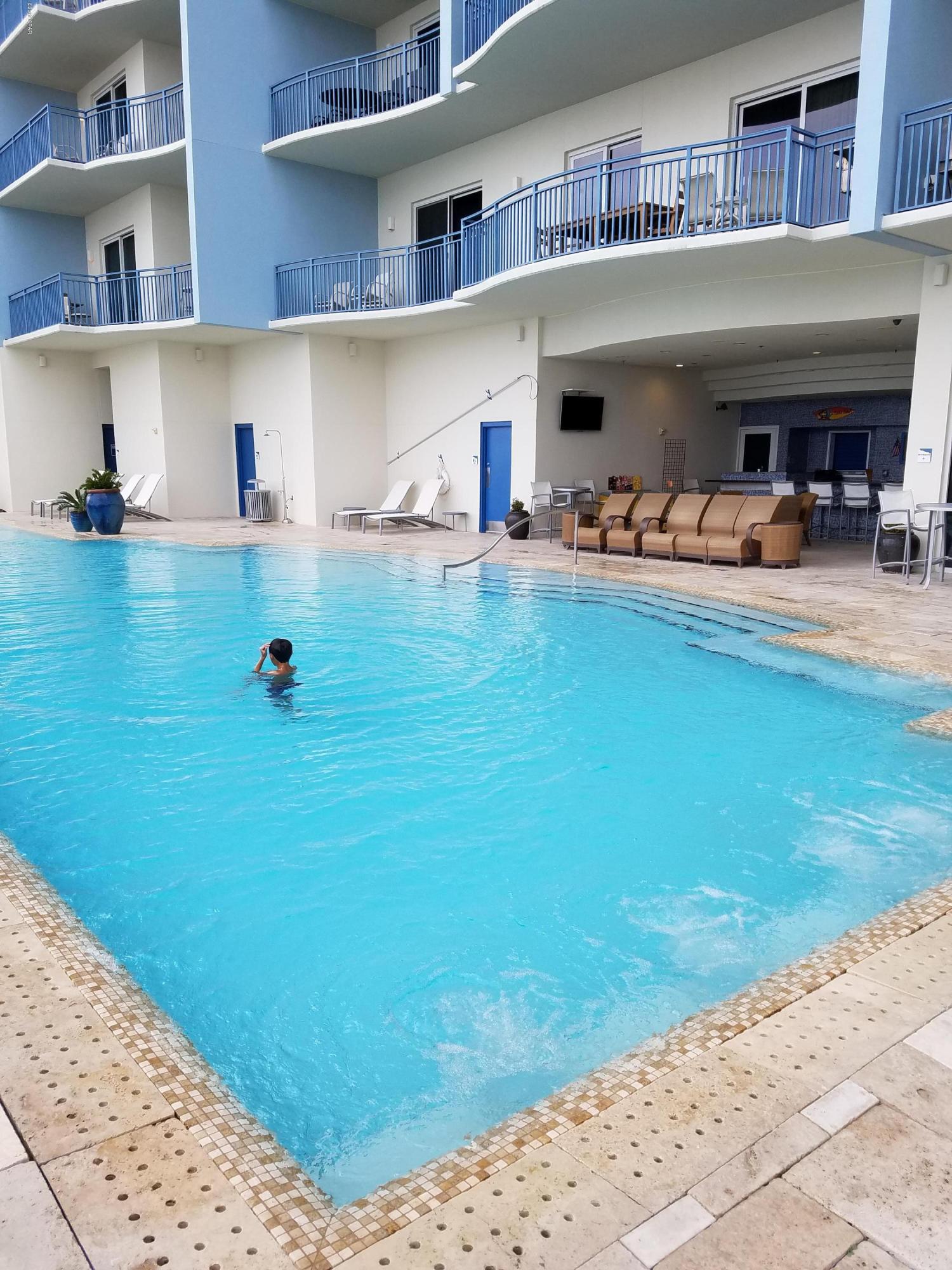 Sterling Breeze - Residential