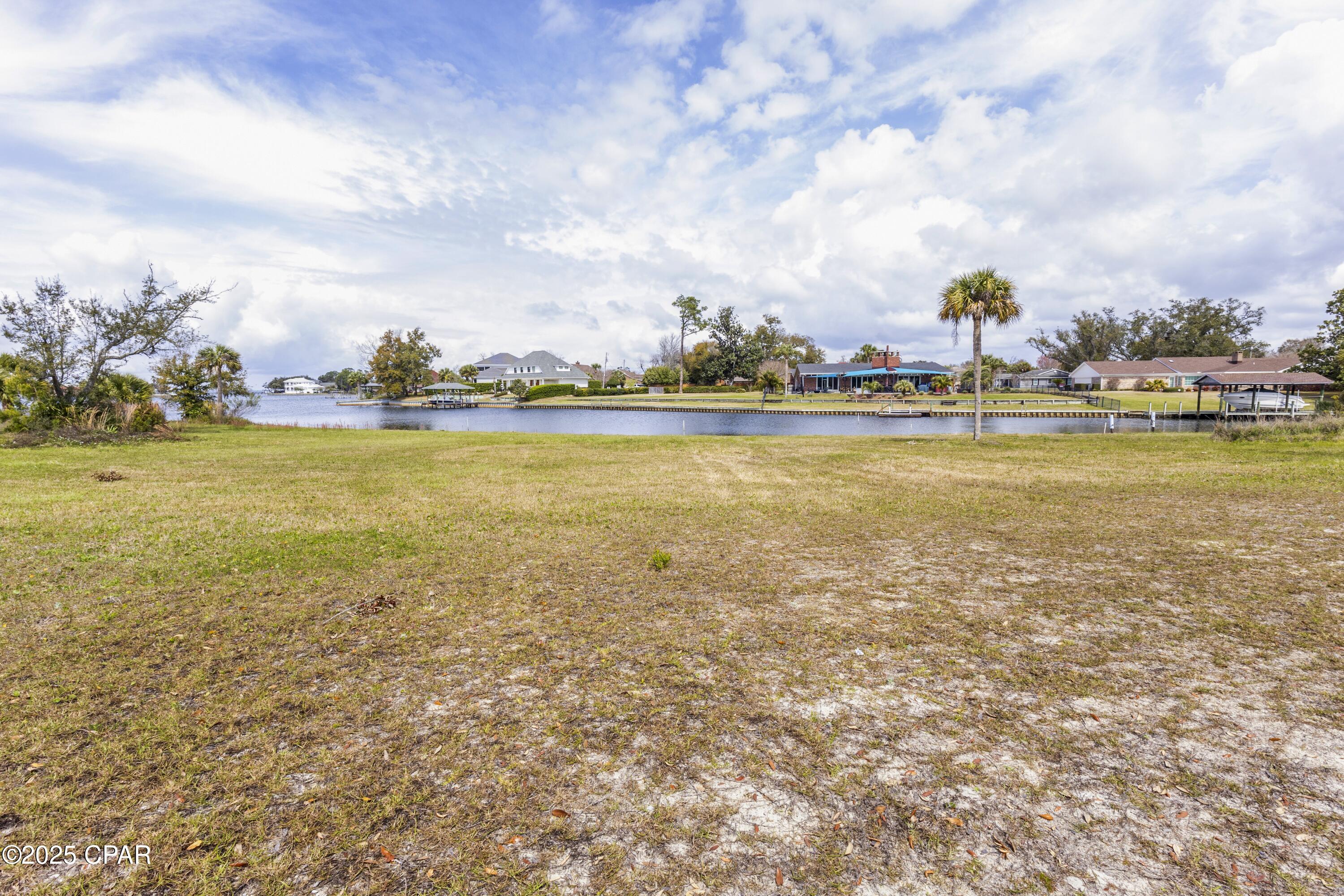 [No Recorded Subdiv] - Land