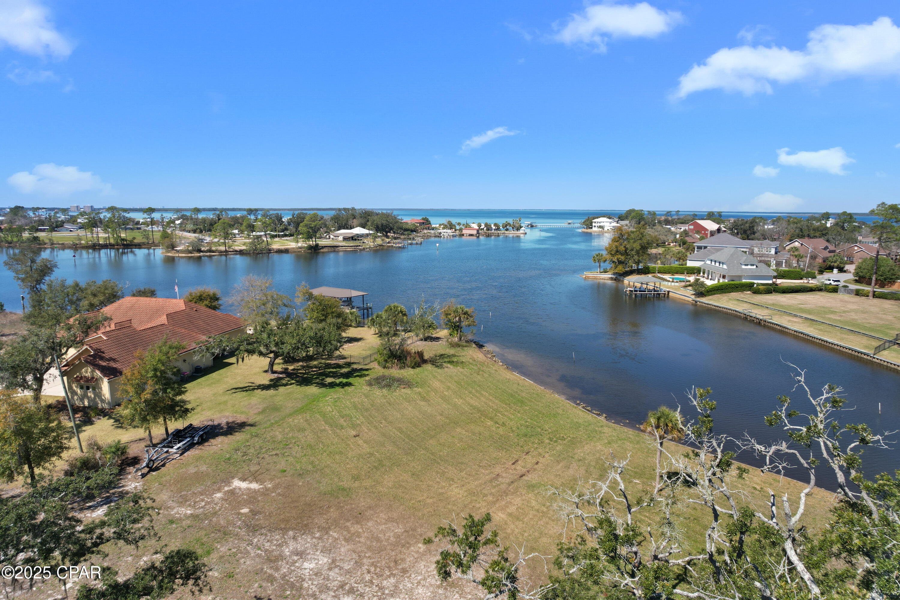 [No Recorded Subdiv] - Land