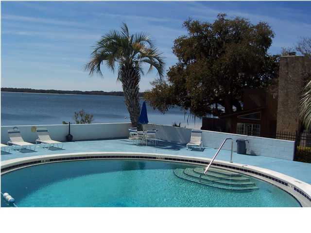 Bay Club Condo Ph 1 - Residential