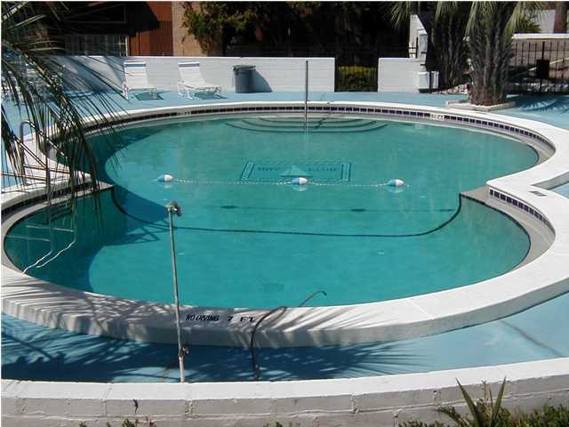 Bay Club Condo Ph 1 - Residential