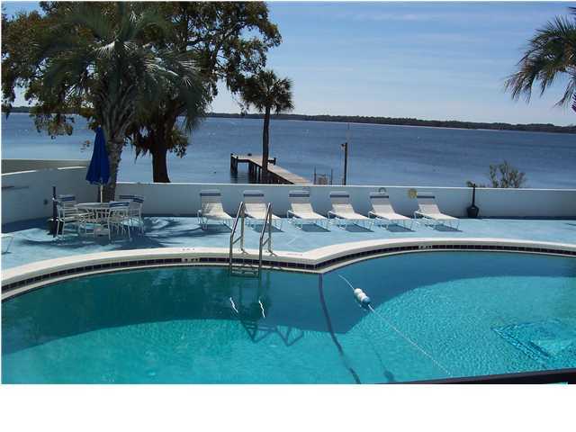 Bay Club Condo Ph 1 - Residential