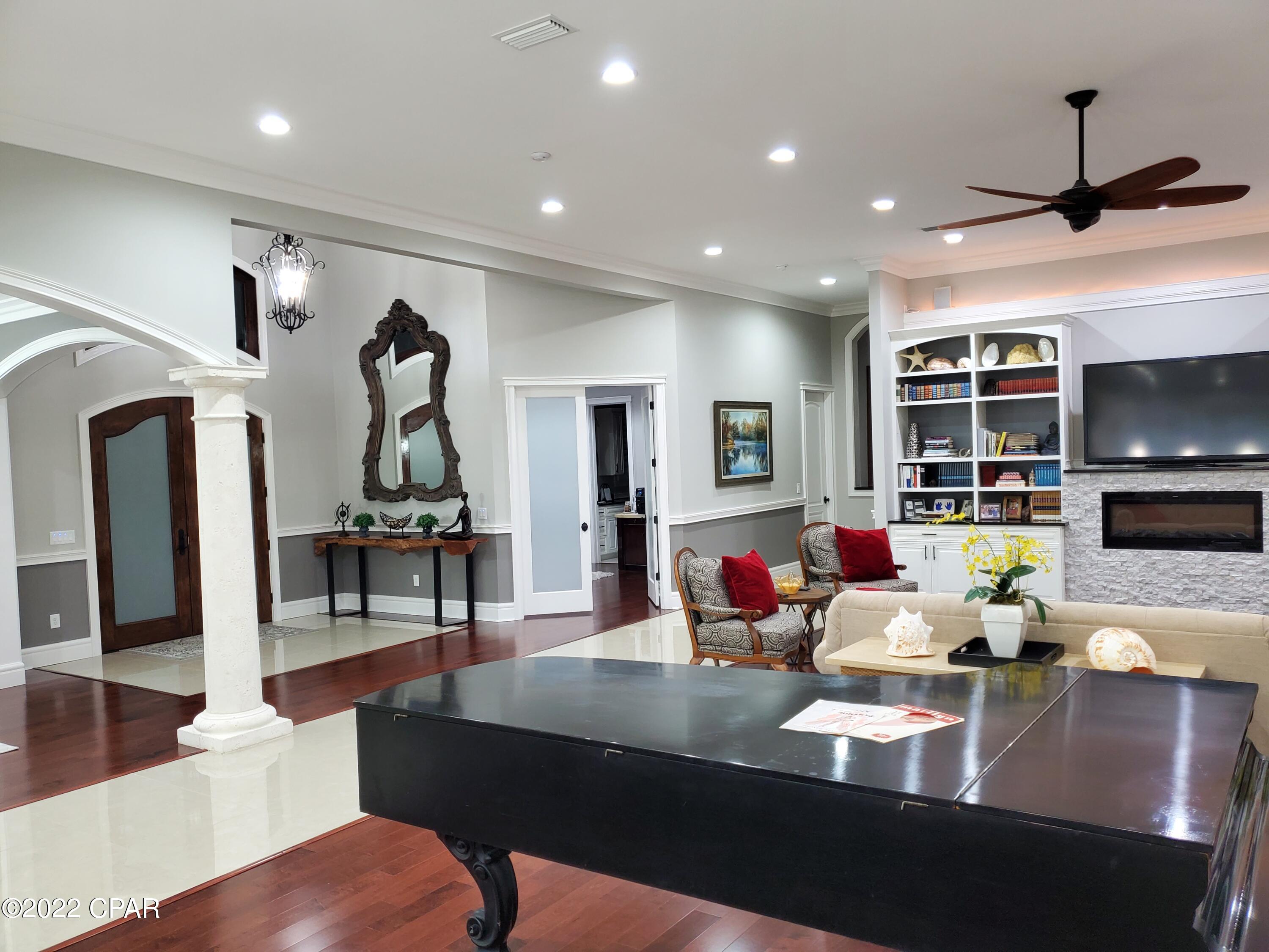 Woodlawn Unit 2 - Residential