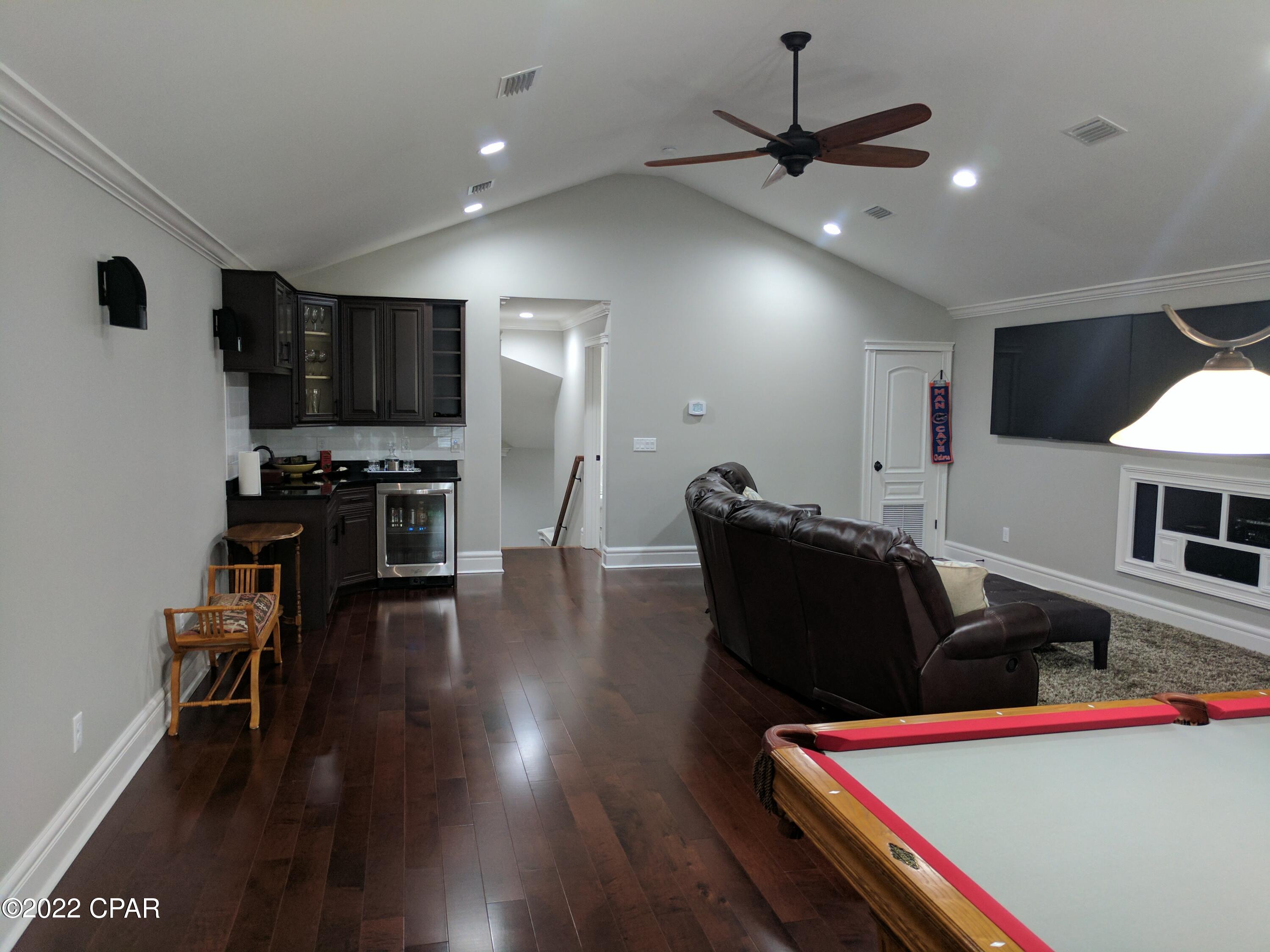 Woodlawn Unit 2 - Residential