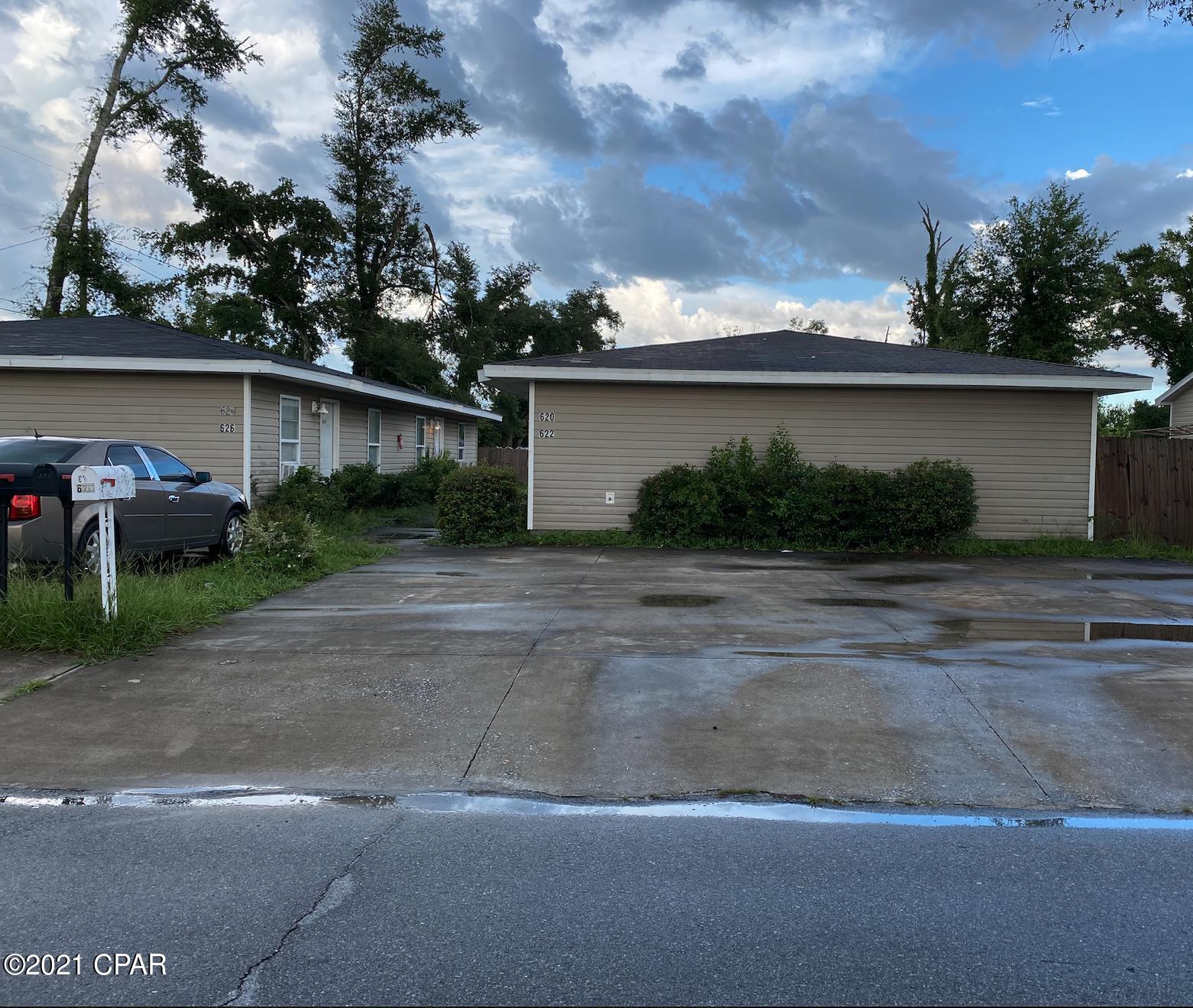 [No Recorded Subdiv] - Residential