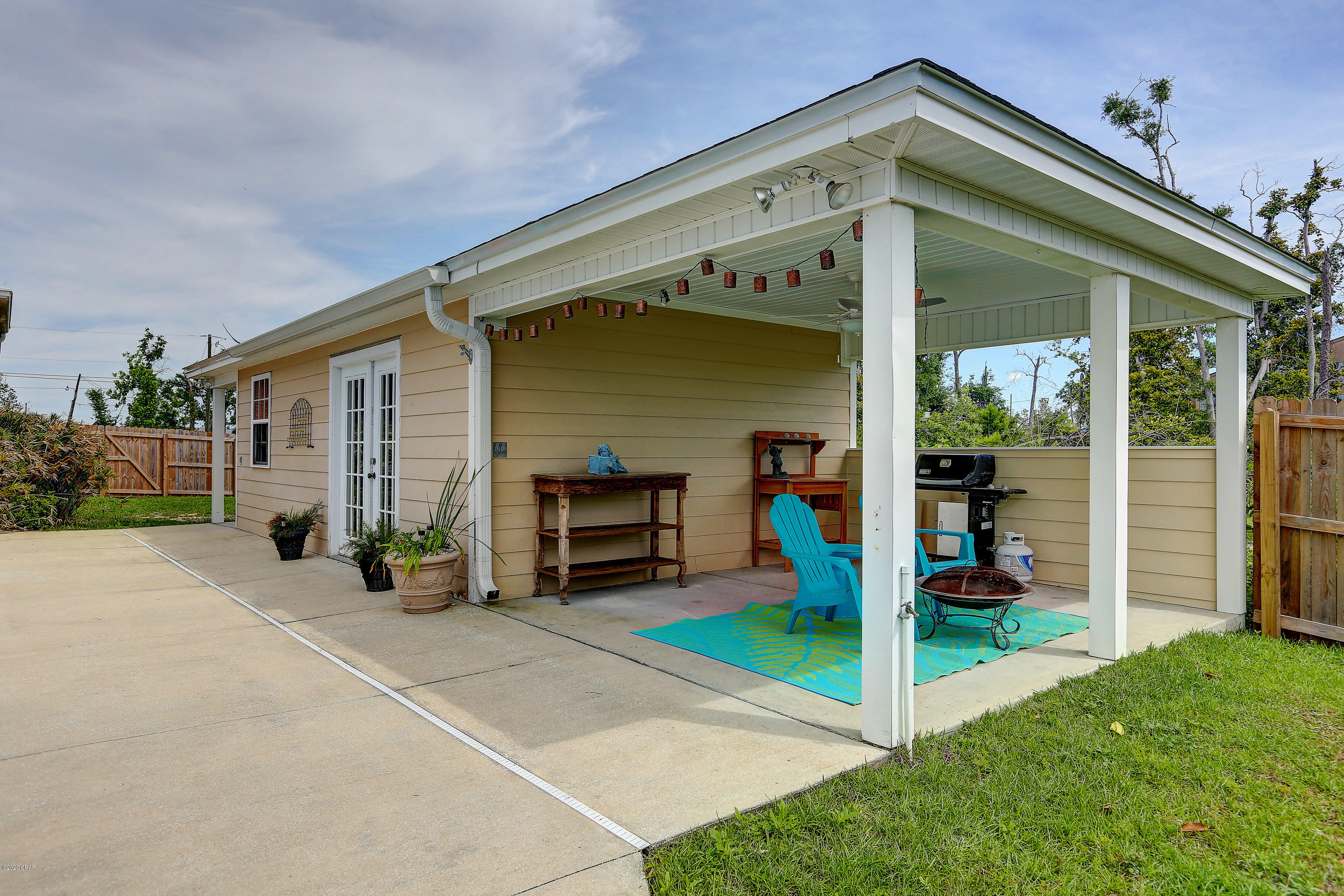 College Point 2nd Add - Residential