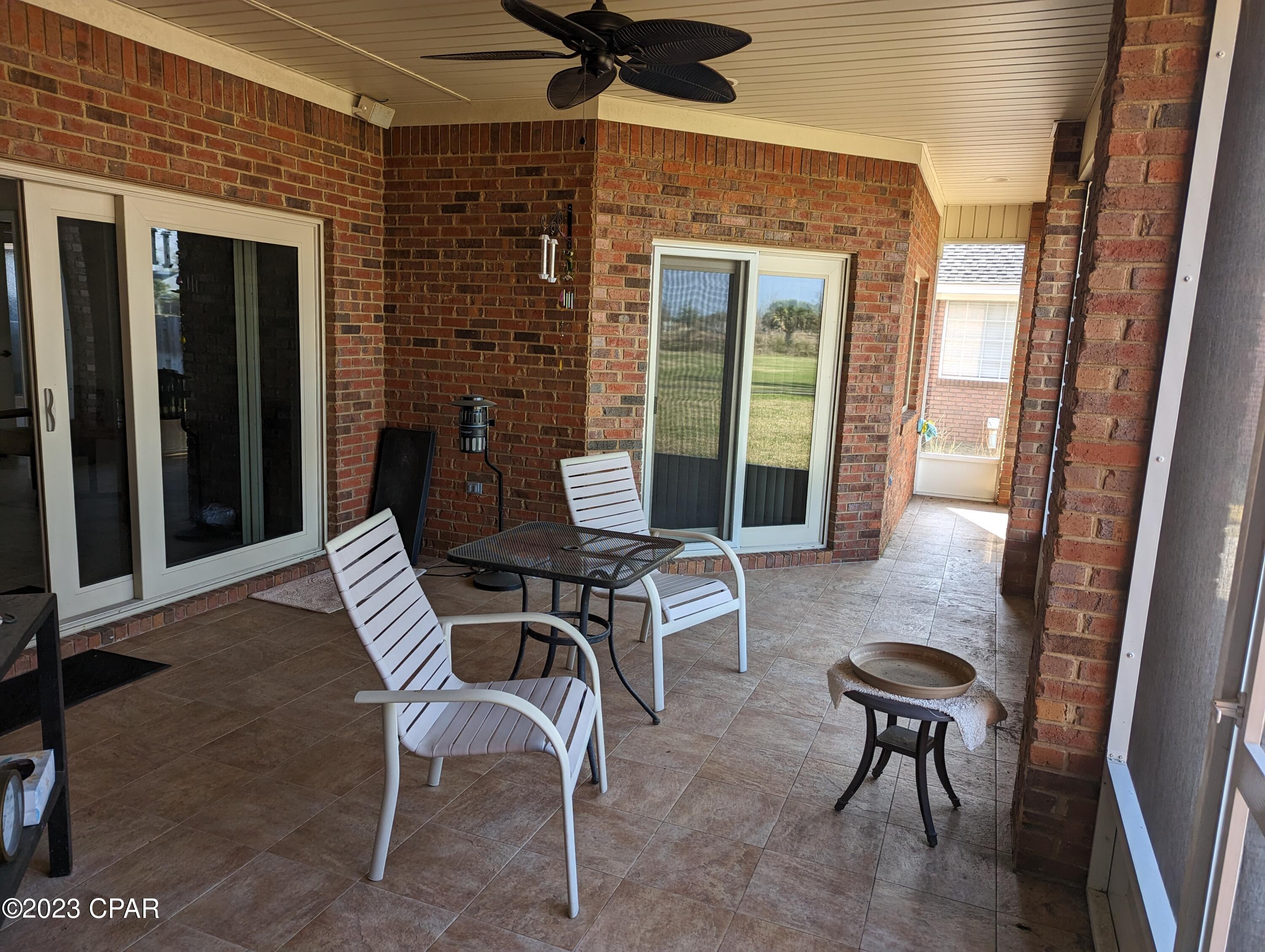 Country Club Harbour Estates - Residential Lease