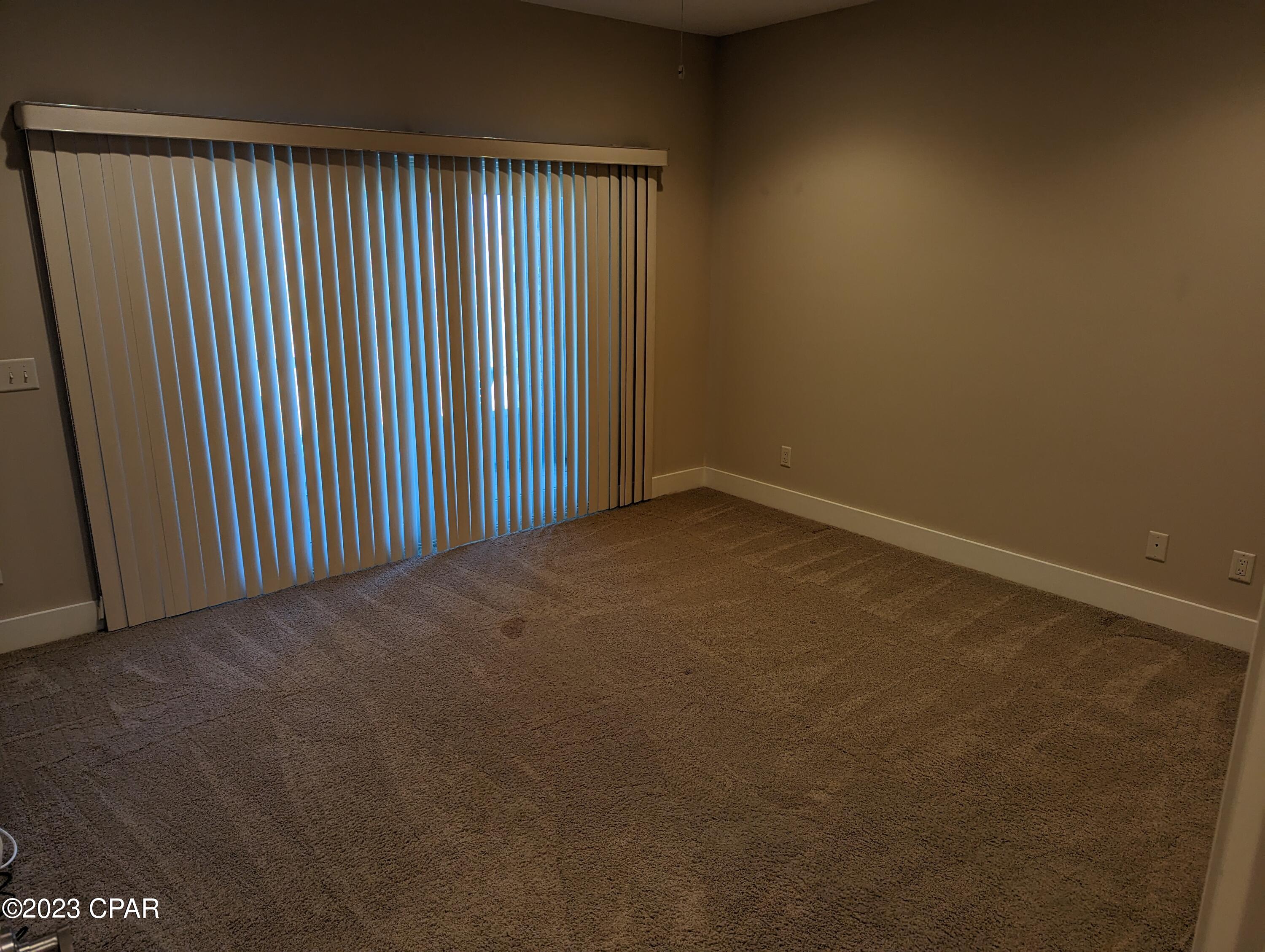 Country Club Harbour Estates - Residential Lease