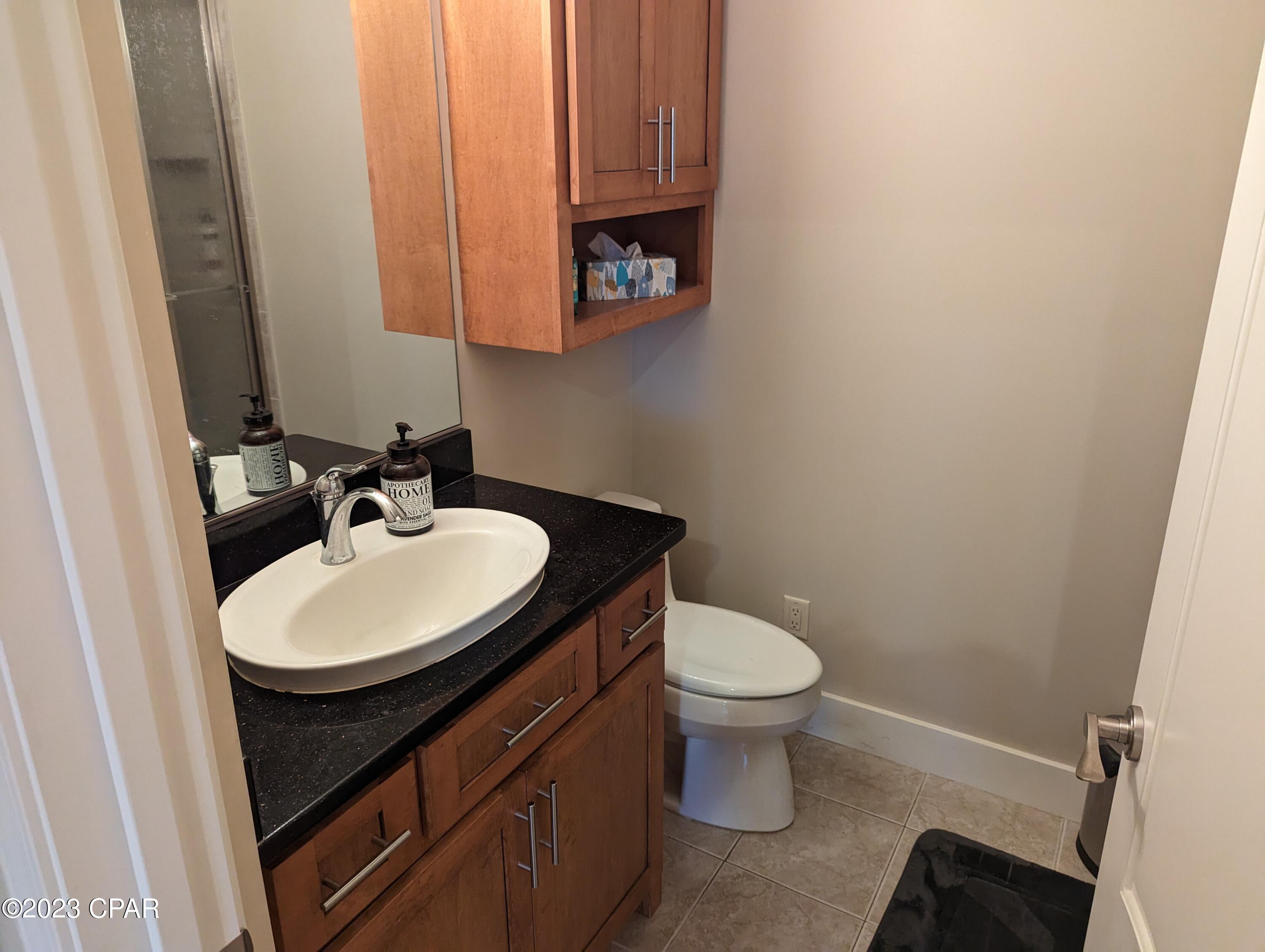 Country Club Harbour Estates - Residential Lease