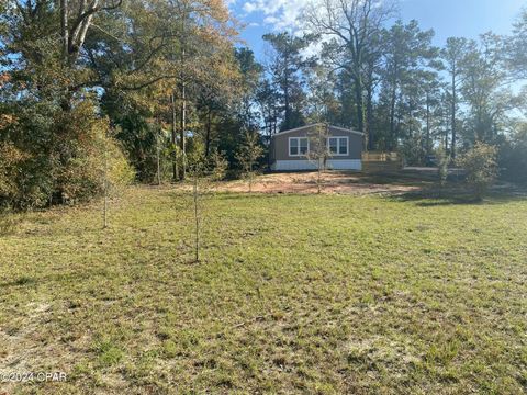 A home in Marianna