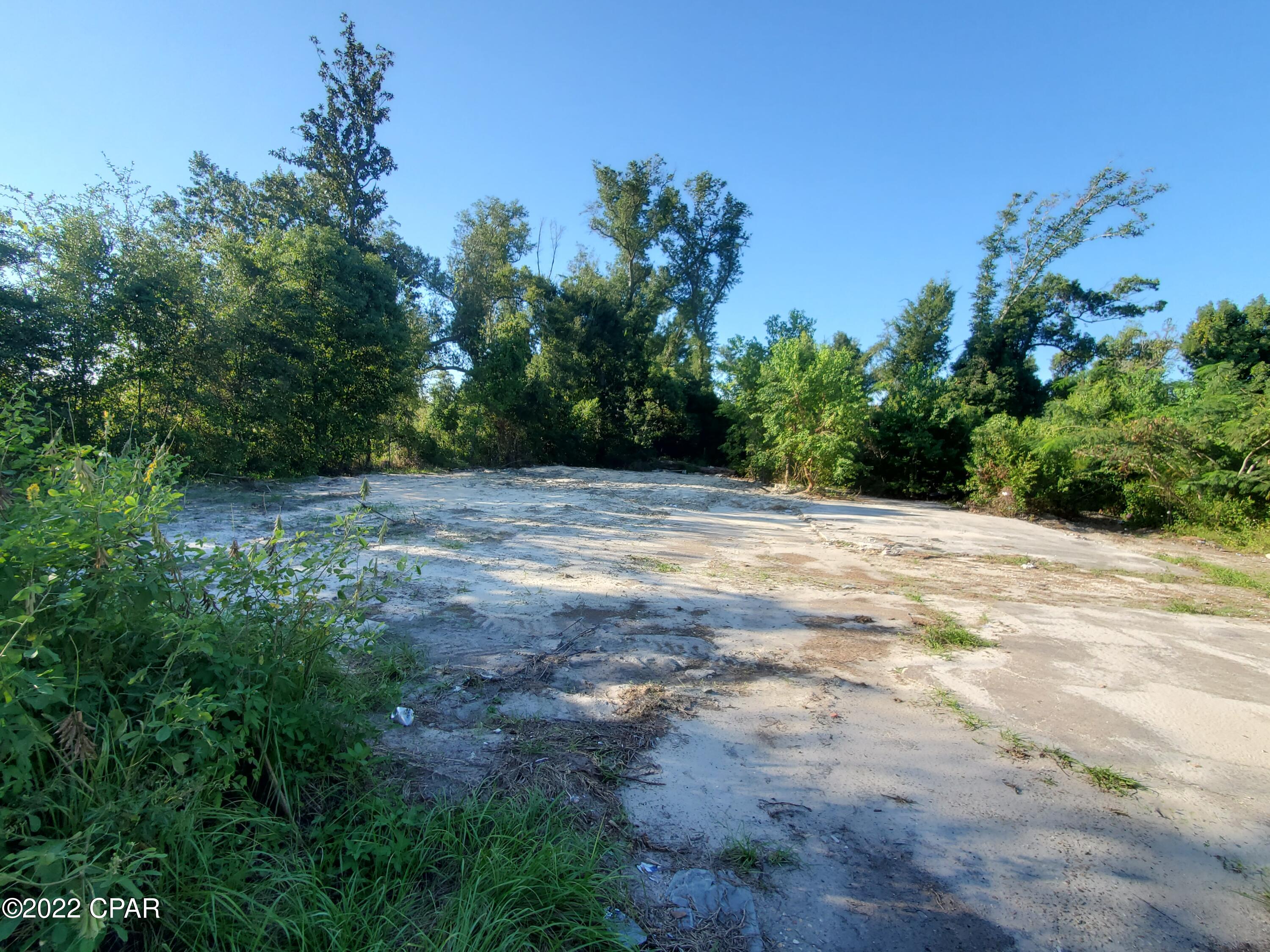 [No Recorded Subdiv] - Land