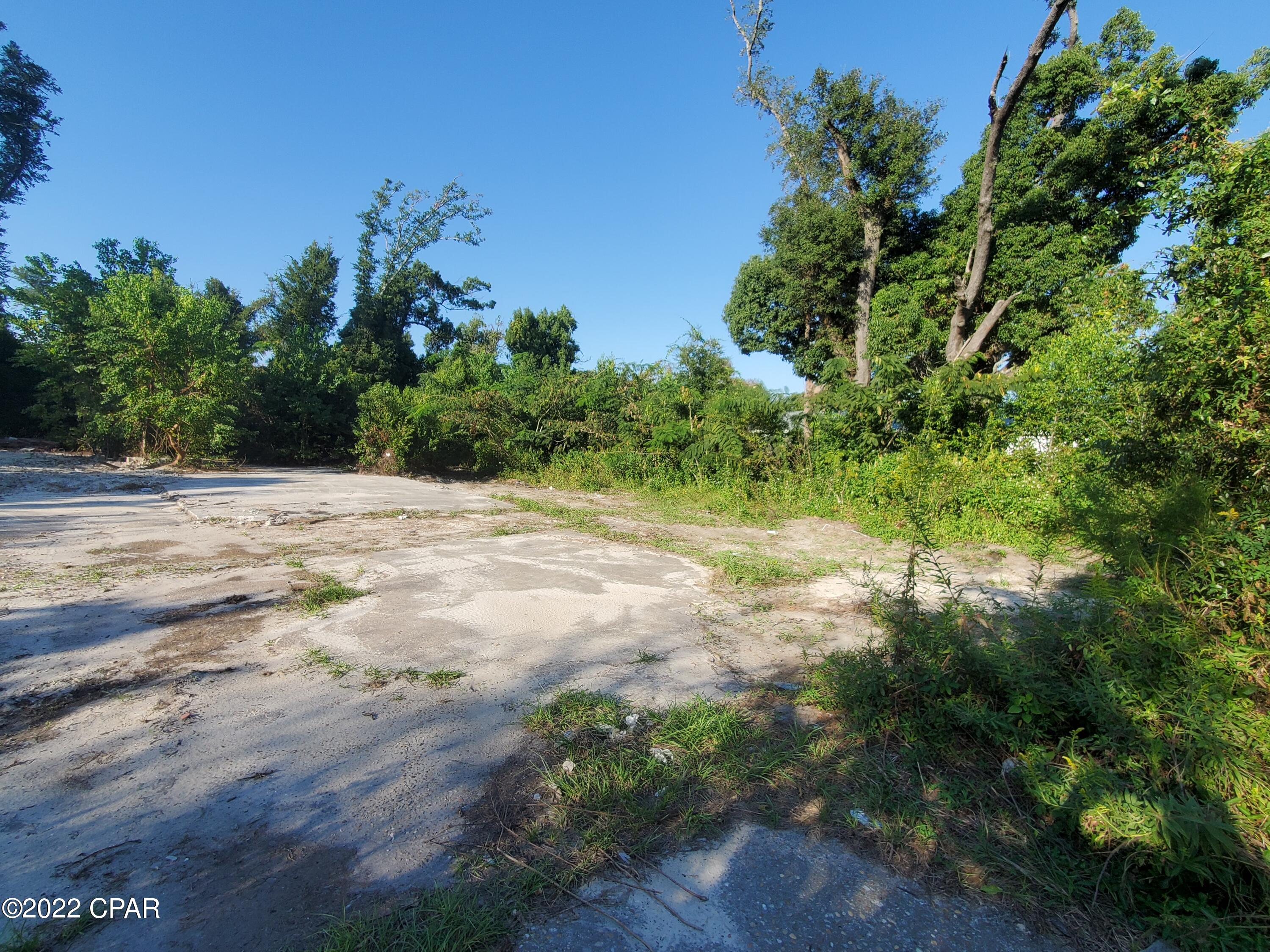 [No Recorded Subdiv] - Land