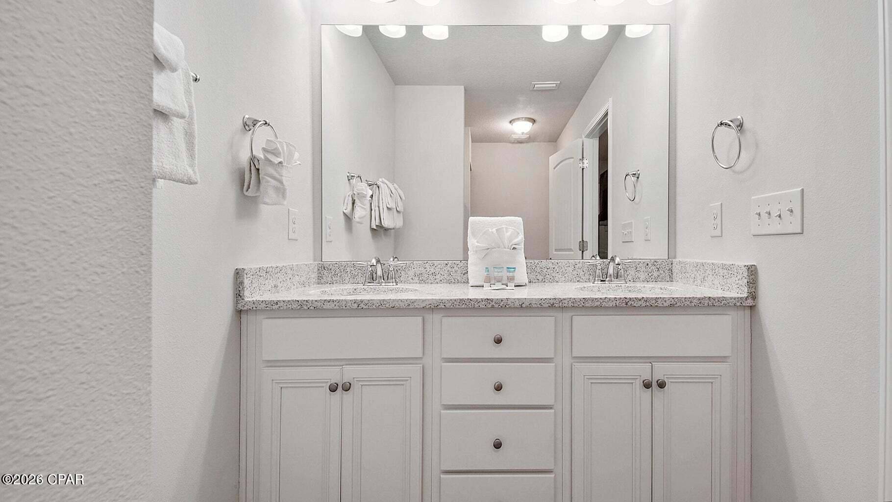 Hathaway Townhomes - Residential Lease