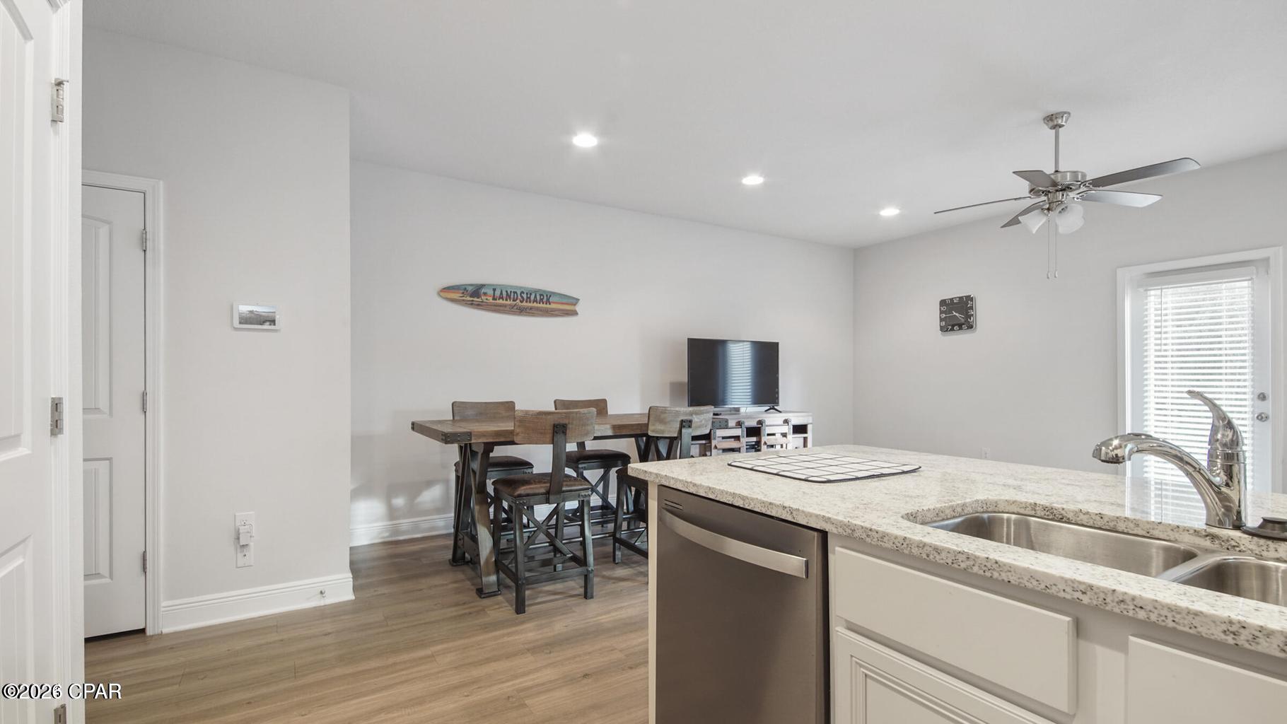 Hathaway Townhomes - Residential Lease