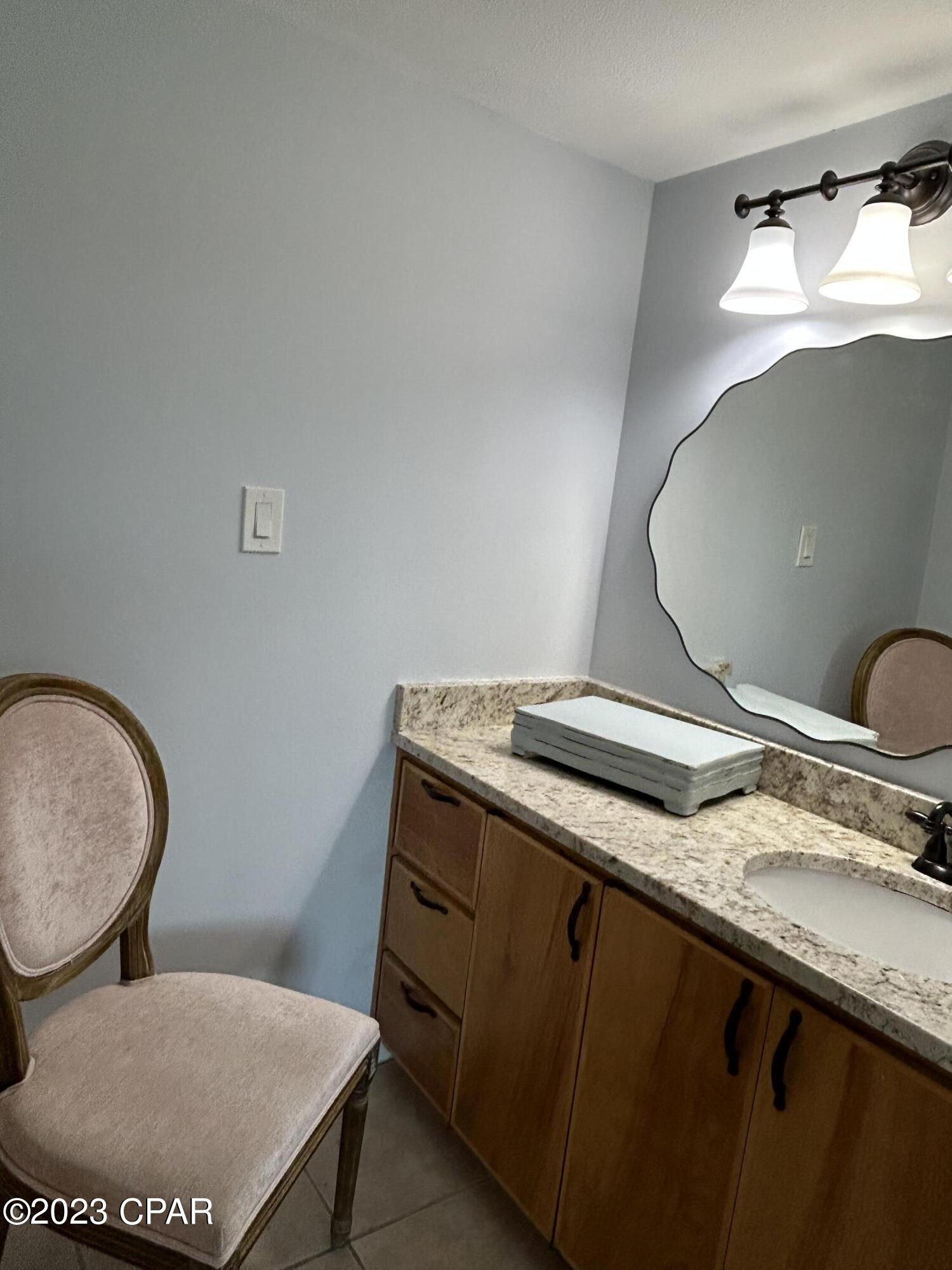 Lagoon Towers Phase I - Residential