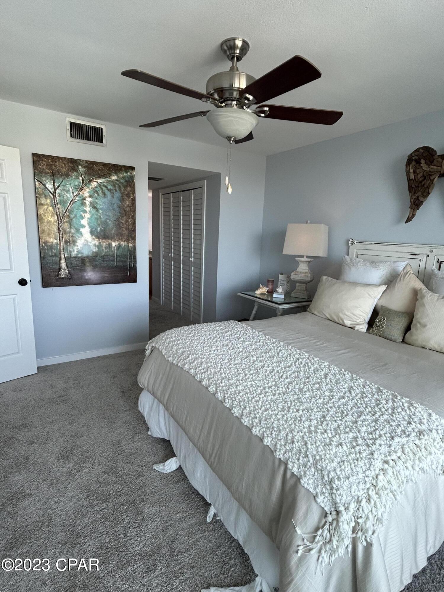 Lagoon Towers Phase I - Residential