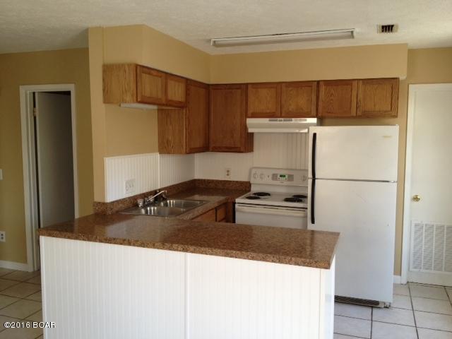 Holiday Beach Unit 8 - Residential Lease