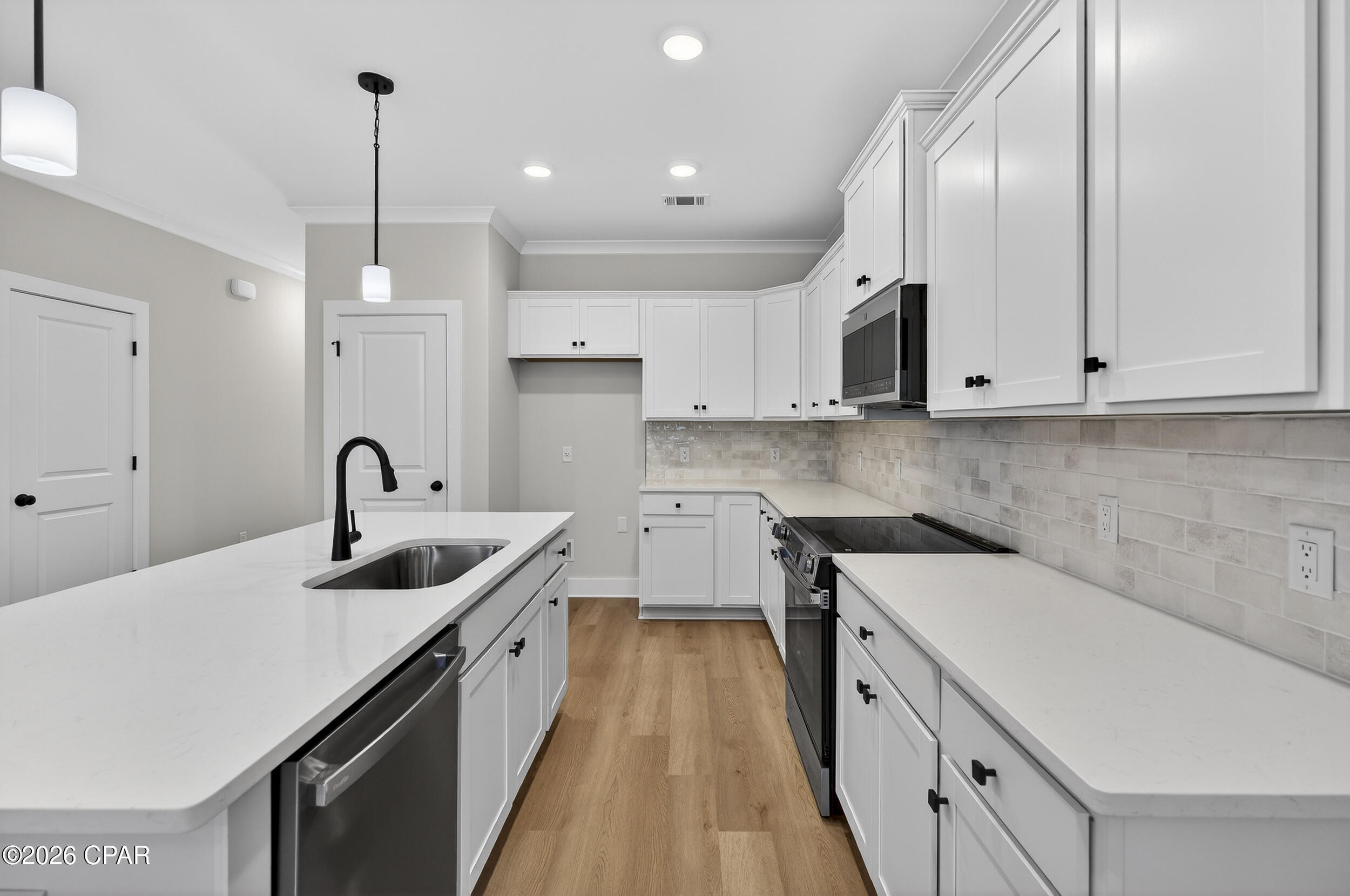 Colonial Landing - Residential