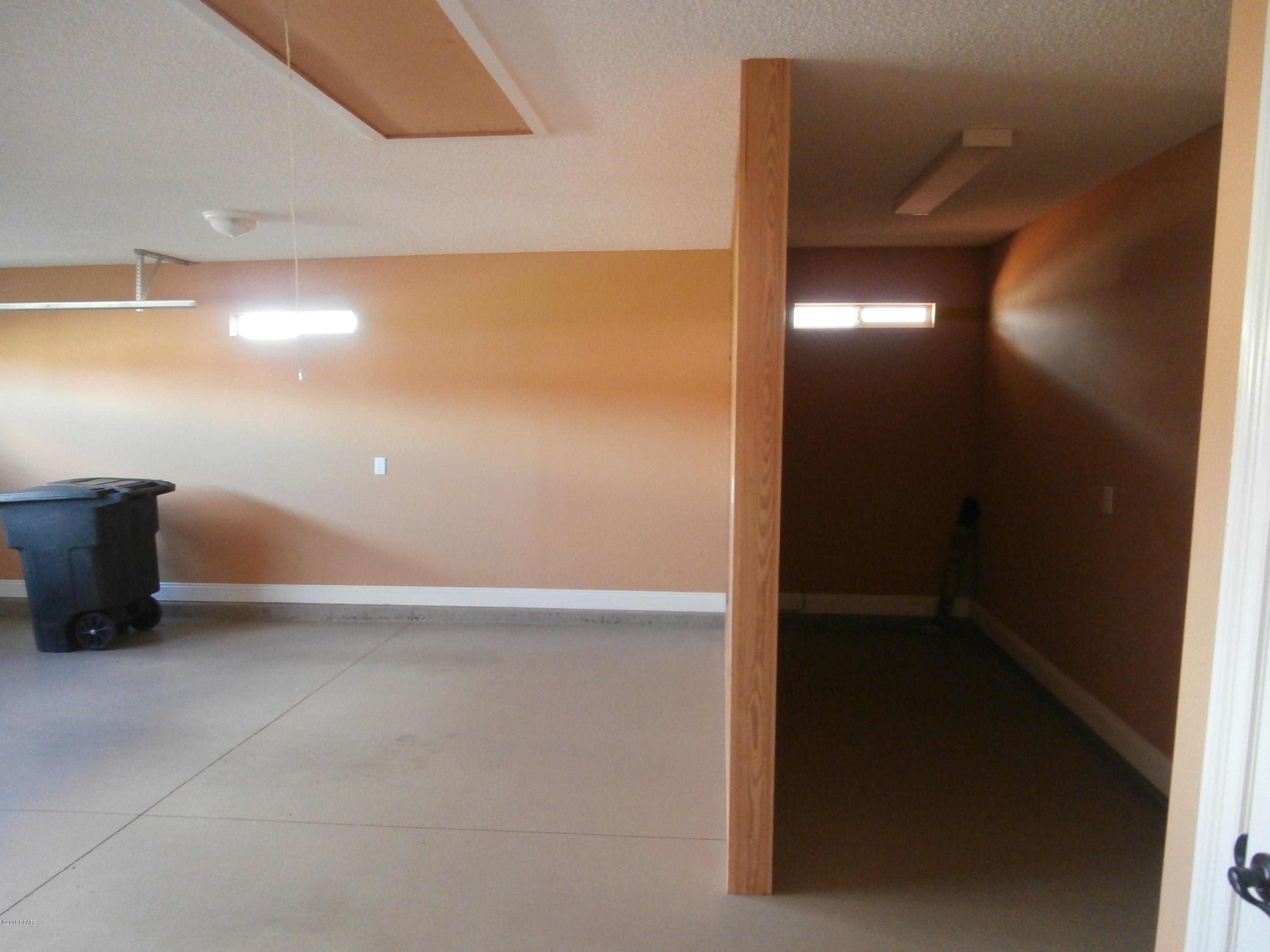 Bylsma Manor Estates - Residential Lease