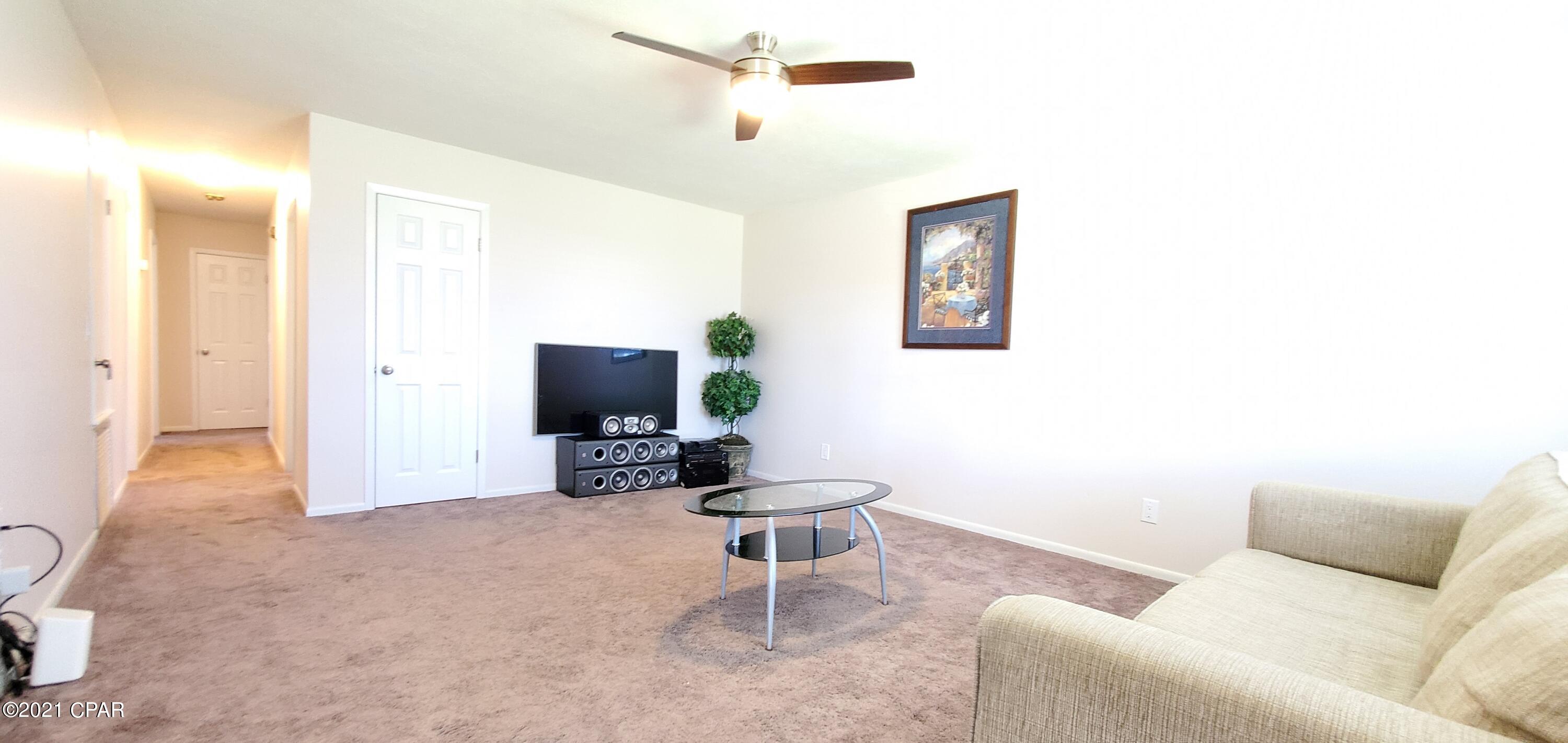 Towne & Country Lake Estates - Residential