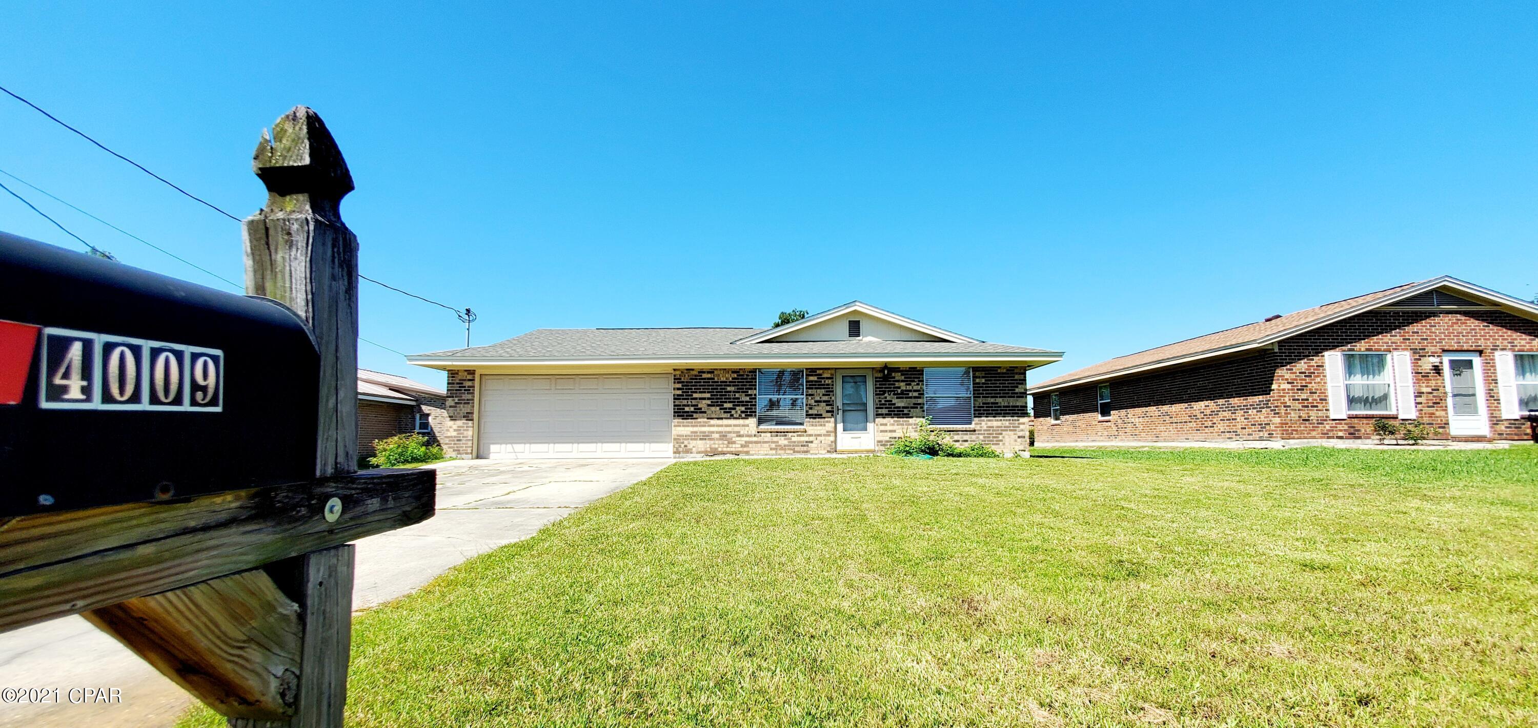 Towne & Country Lake Estates - Residential