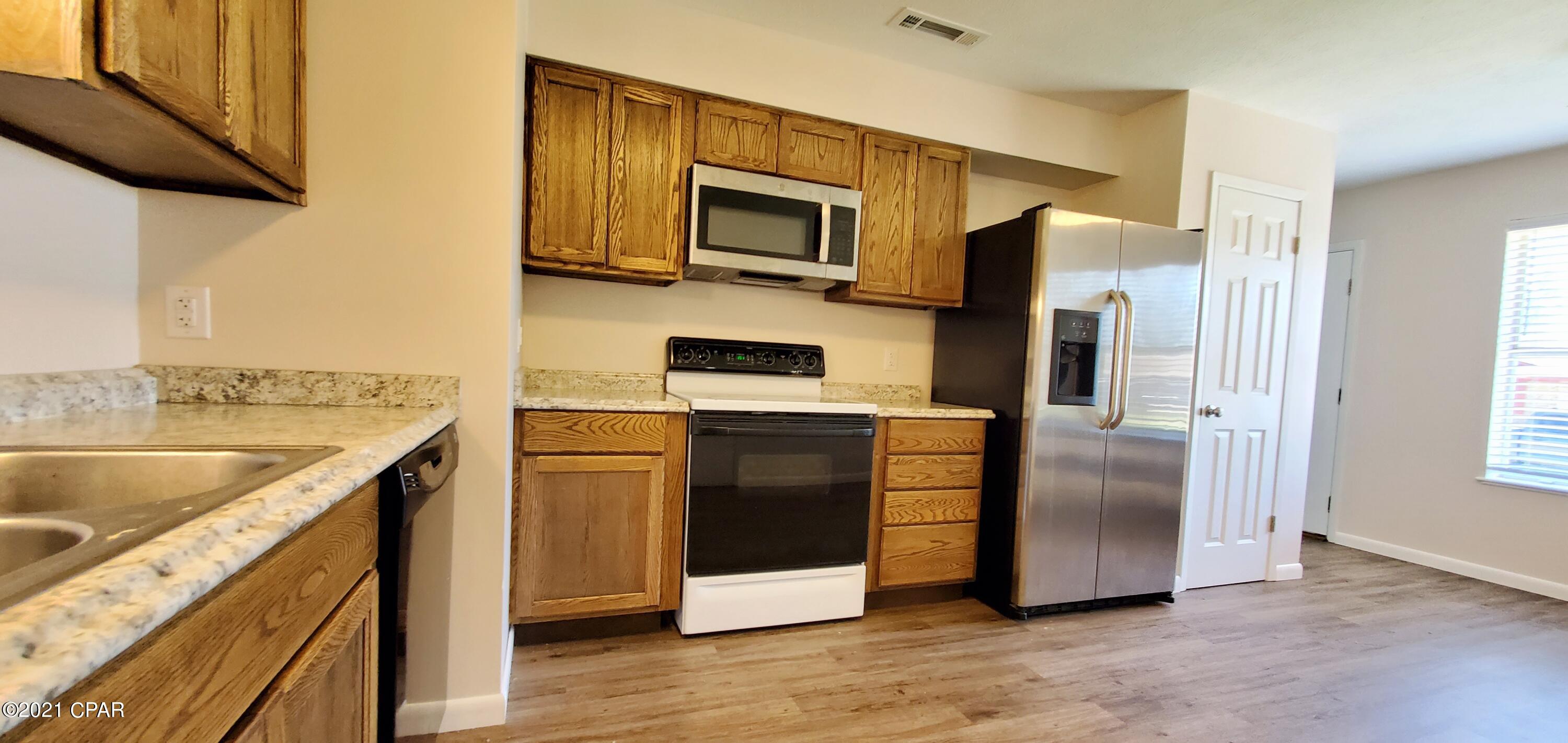 Towne & Country Lake Estates - Residential