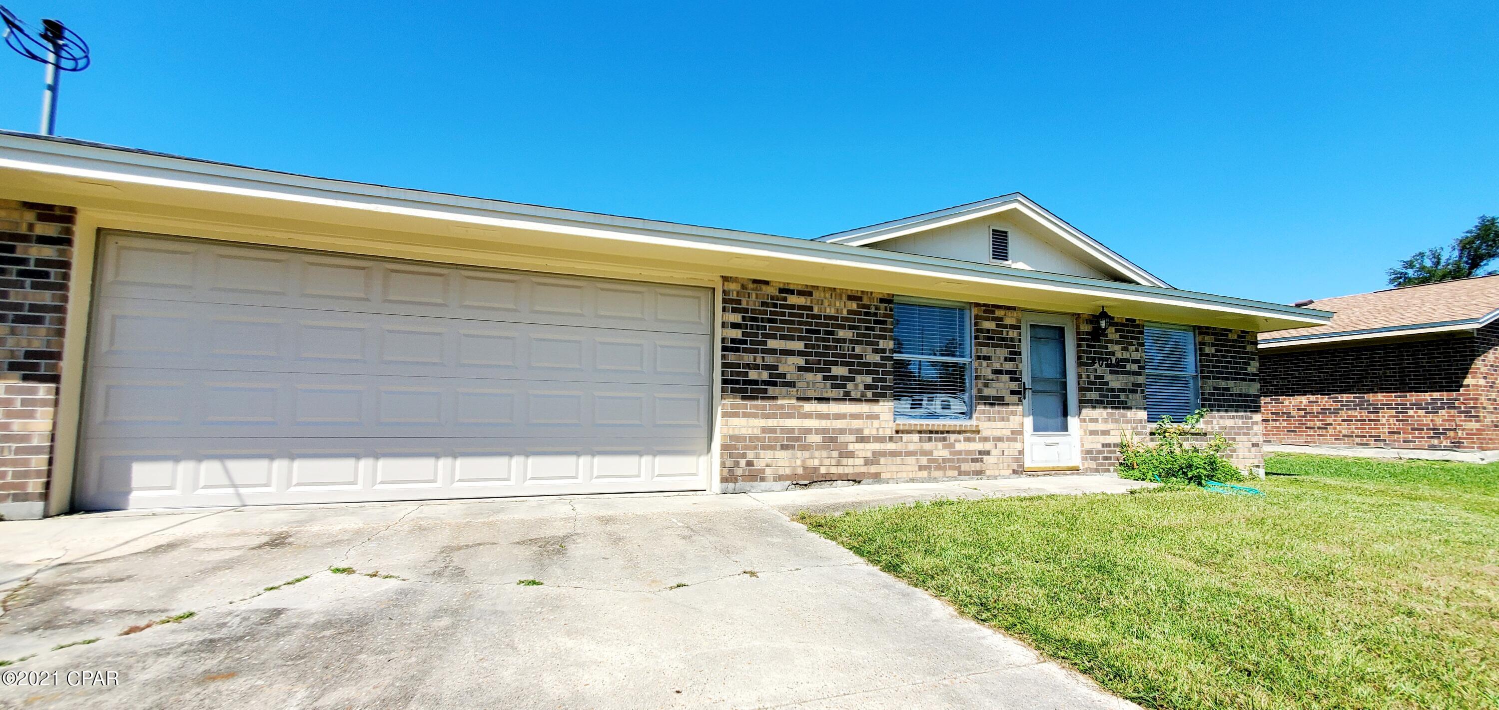 Towne & Country Lake Estates - Residential