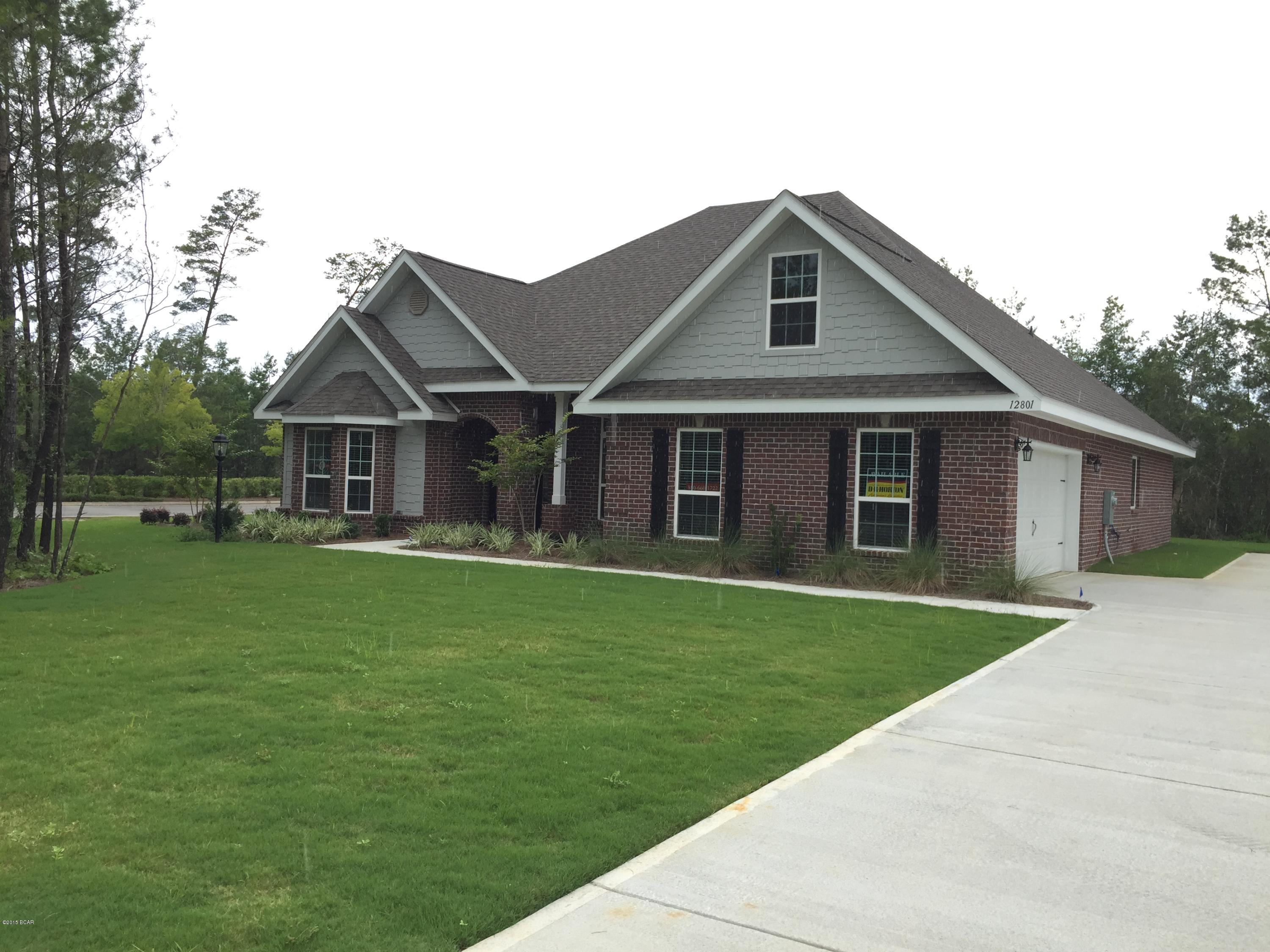 Lake Merial - Residential