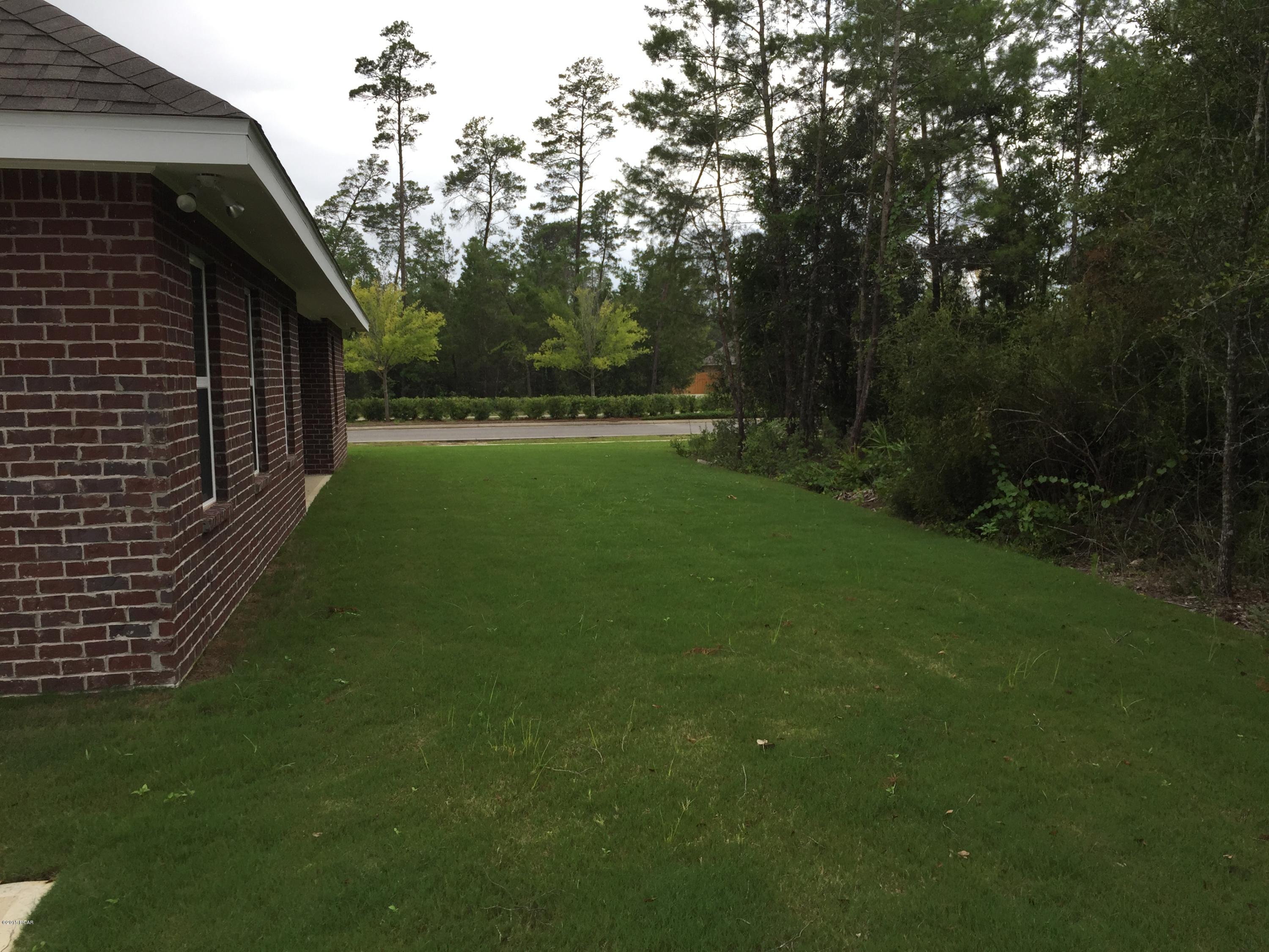 Lake Merial - Residential