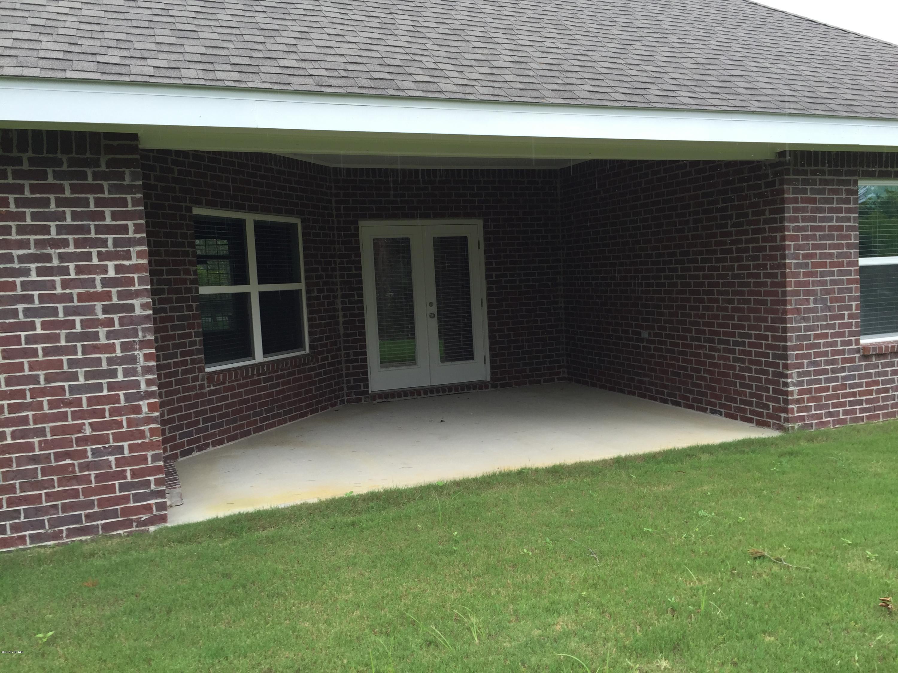 Lake Merial - Residential