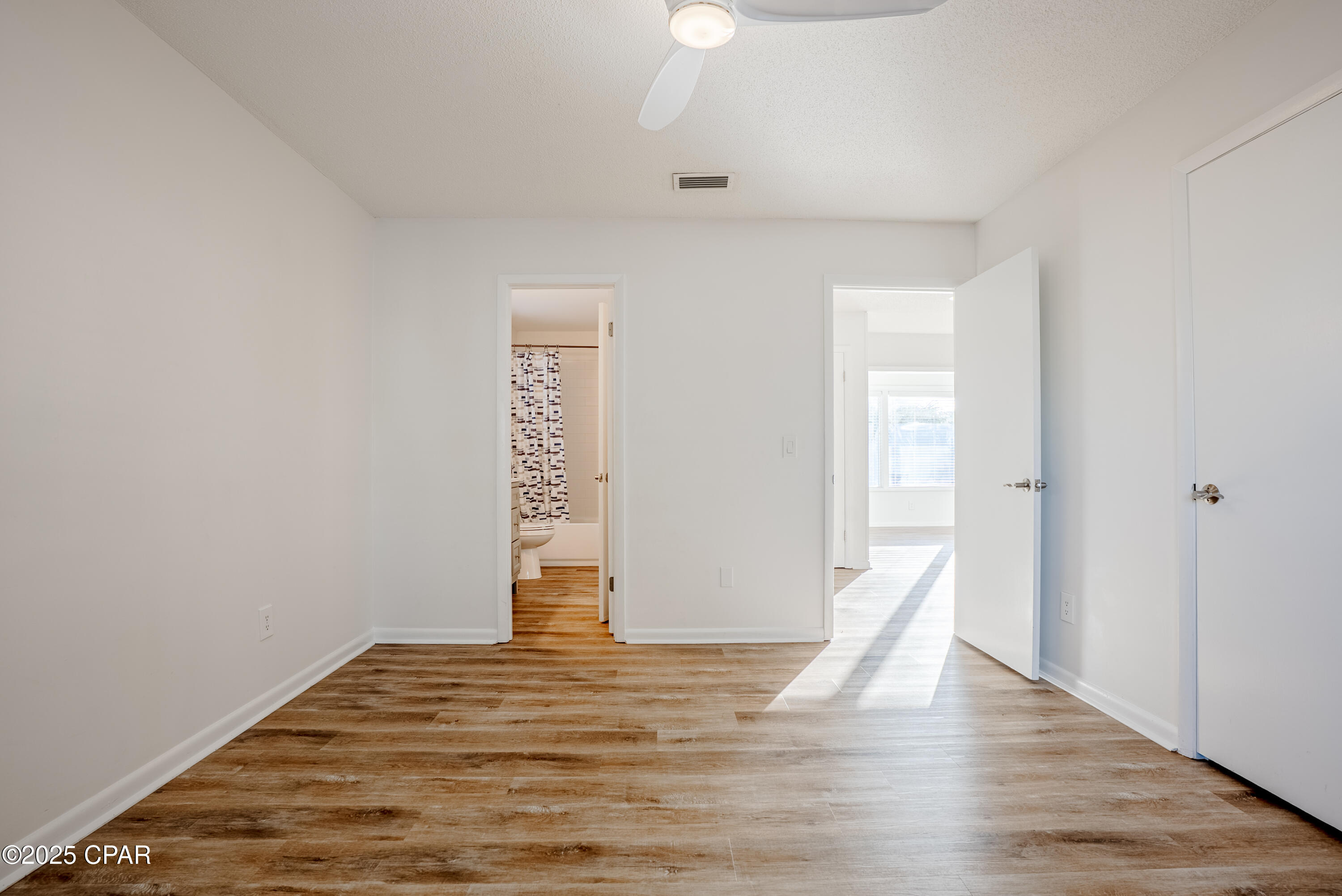 Laguna Beach 2nd Add - Residential