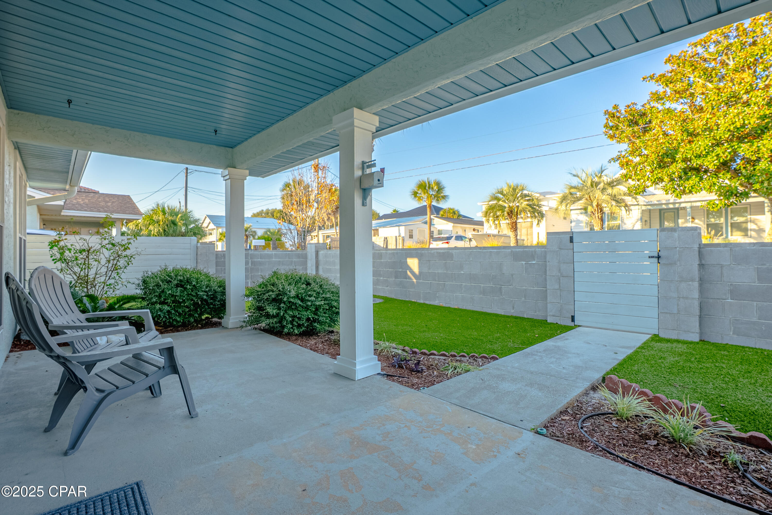 Laguna Beach 2nd Add - Residential