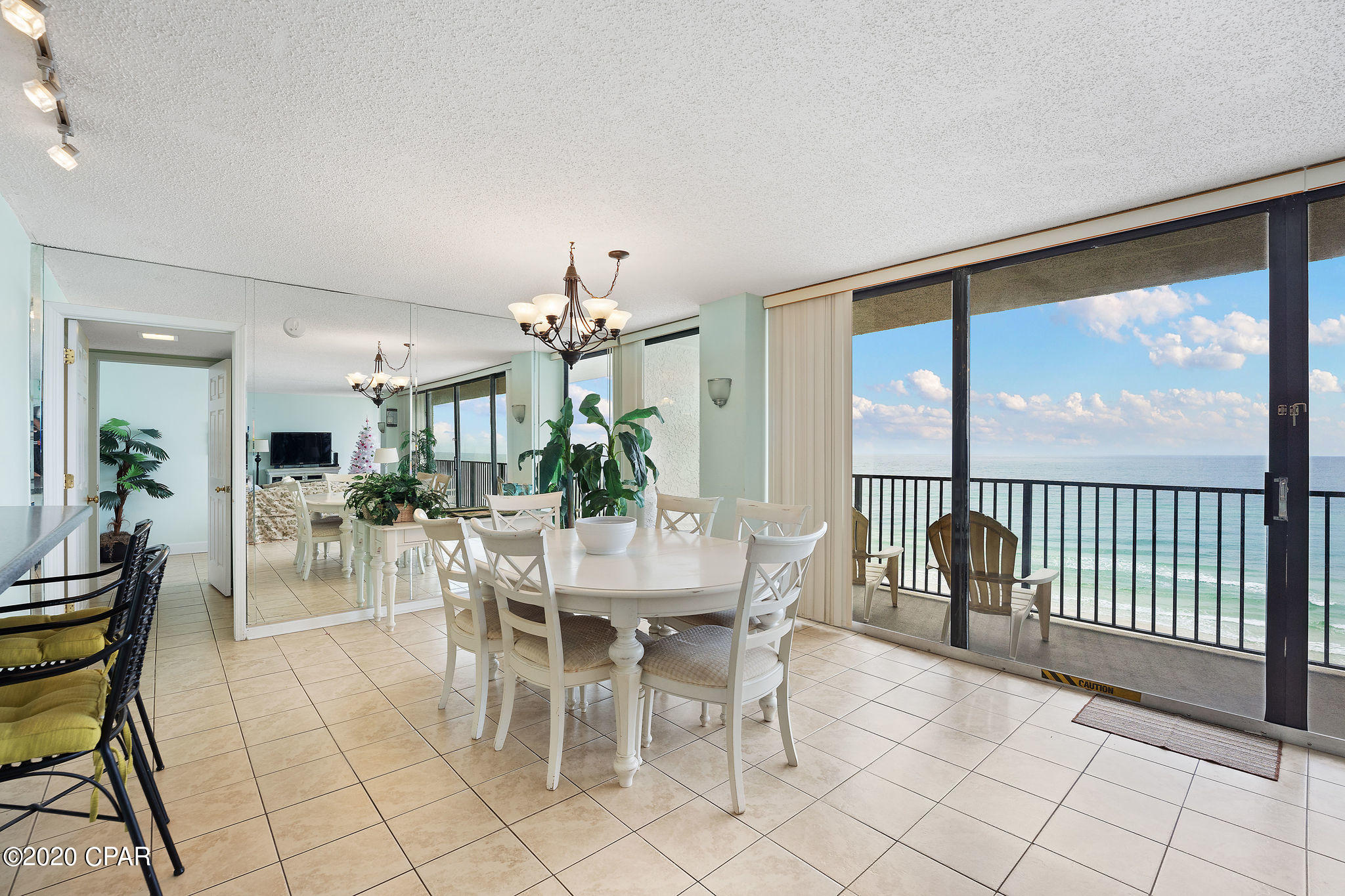 Seachase Condo - Residential
