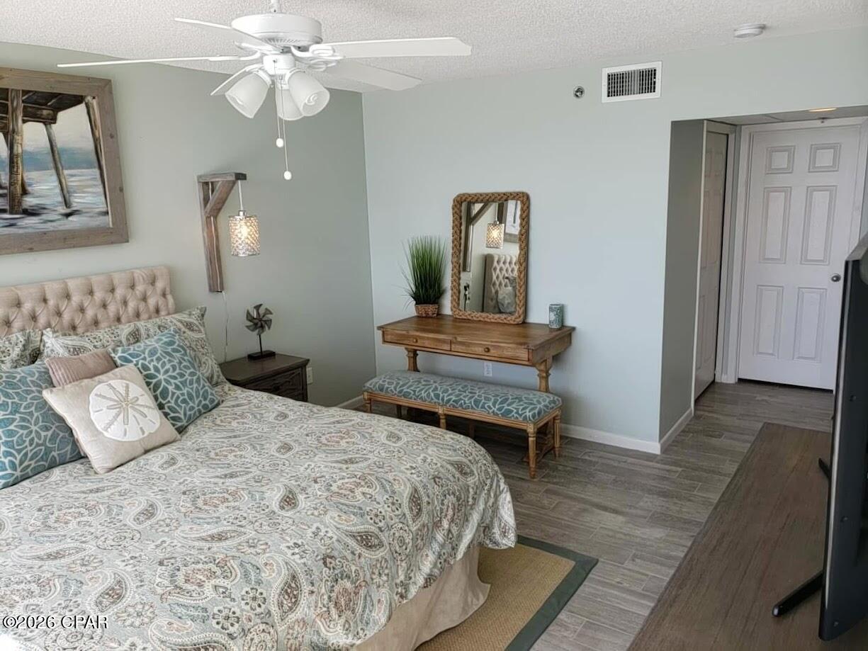 Long Beach Towers IV - Residential