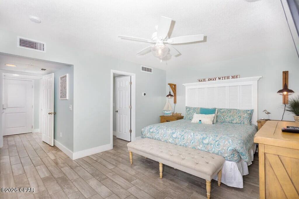 Long Beach Towers IV - Residential