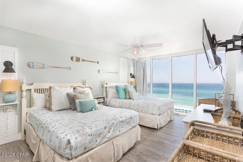 Long Beach Towers IV - Residential