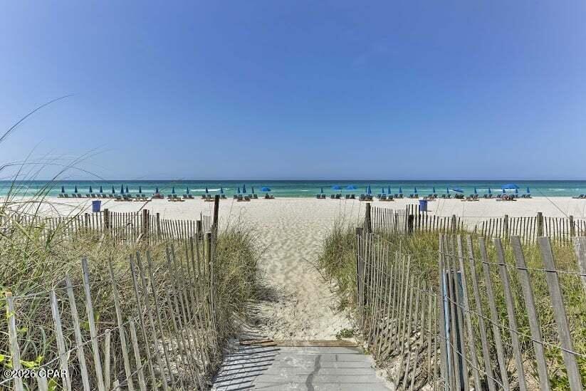 Long Beach Towers IV - Residential