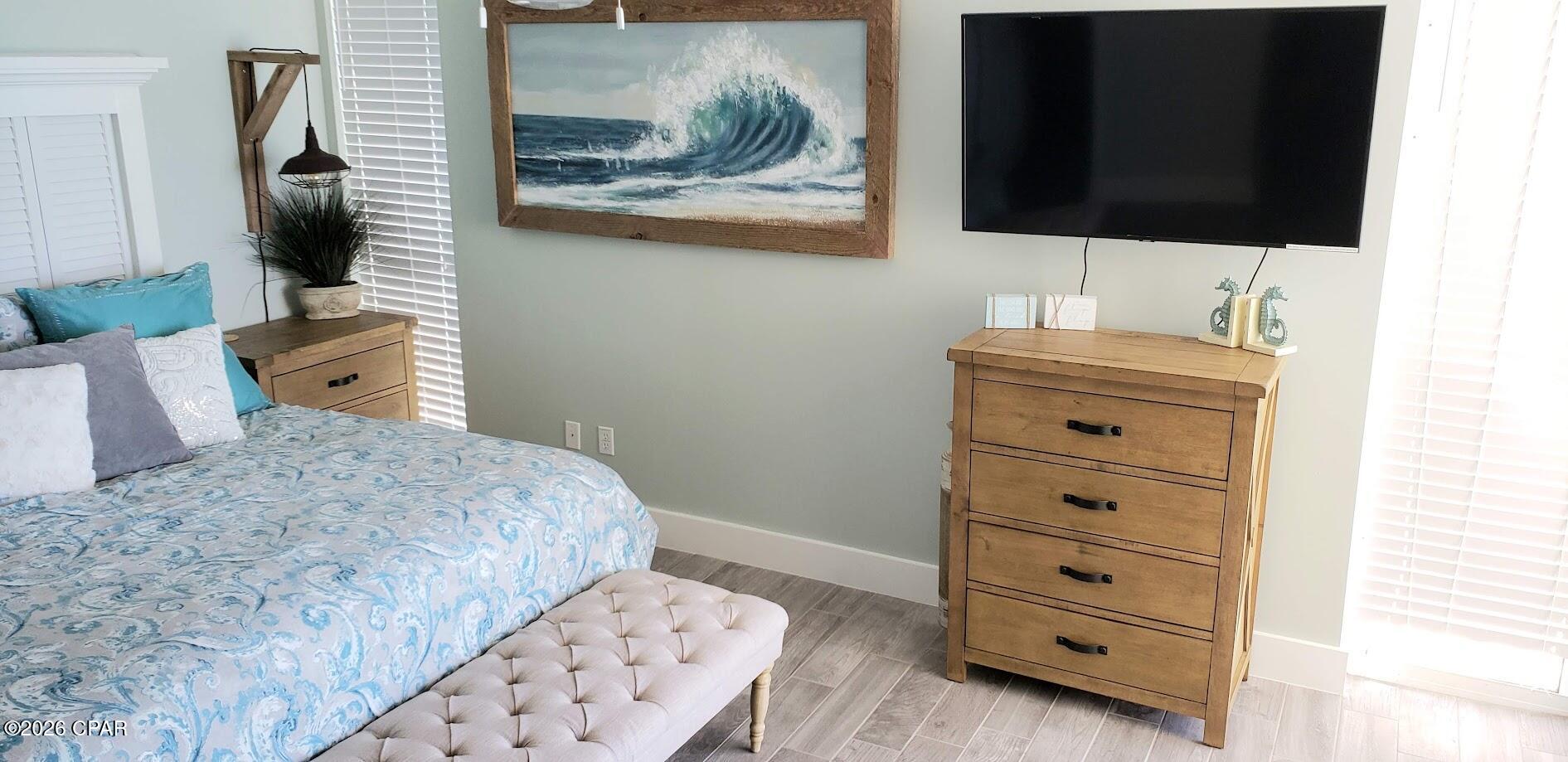 Long Beach Towers IV - Residential