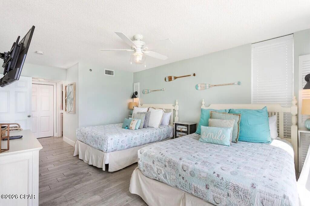 Long Beach Towers IV - Residential