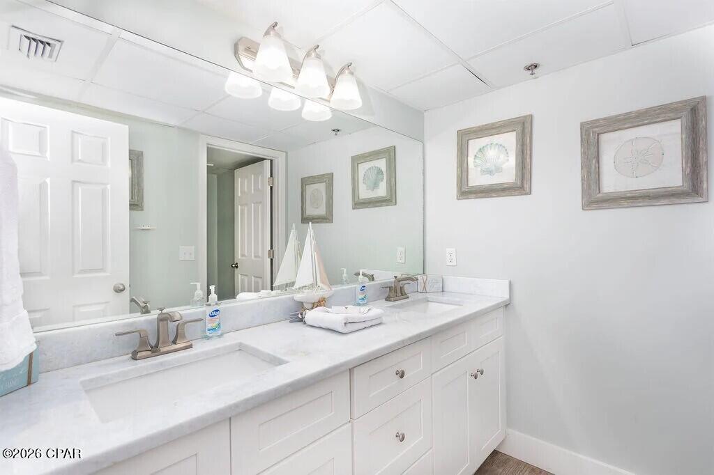 Long Beach Towers IV - Residential