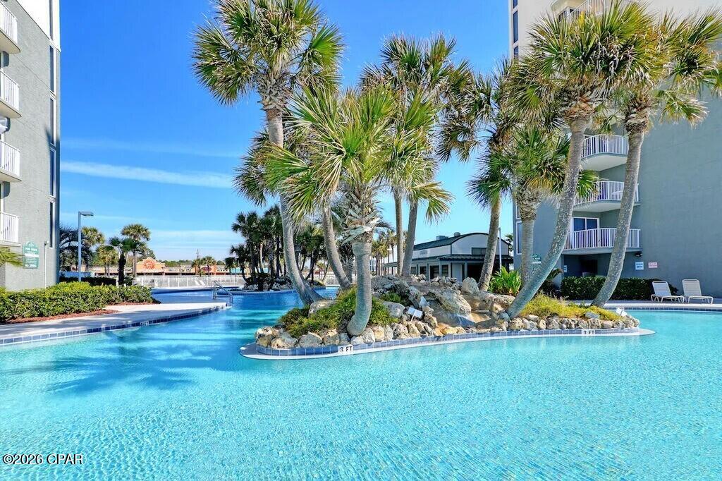 Long Beach Towers IV - Residential