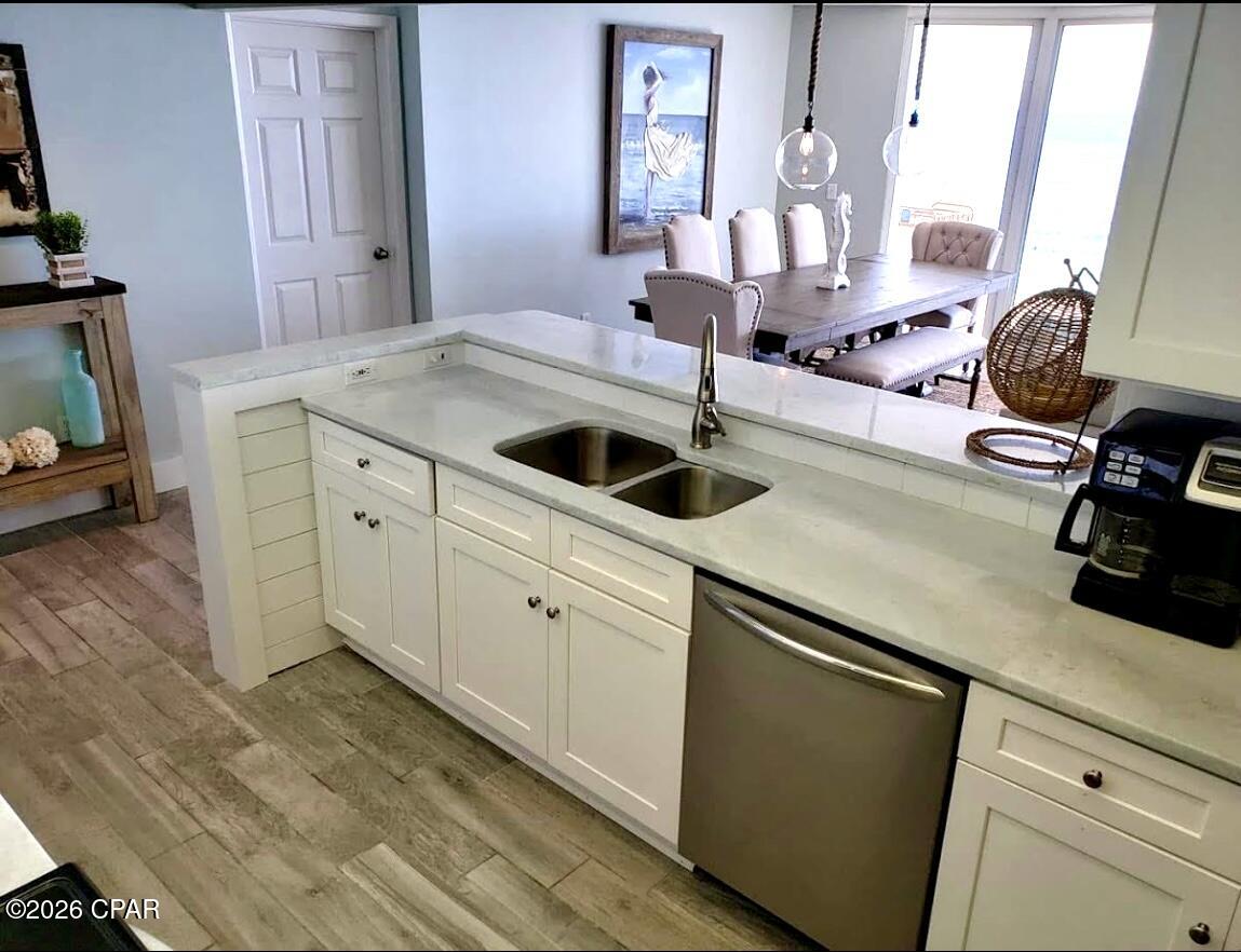 Long Beach Towers IV - Residential