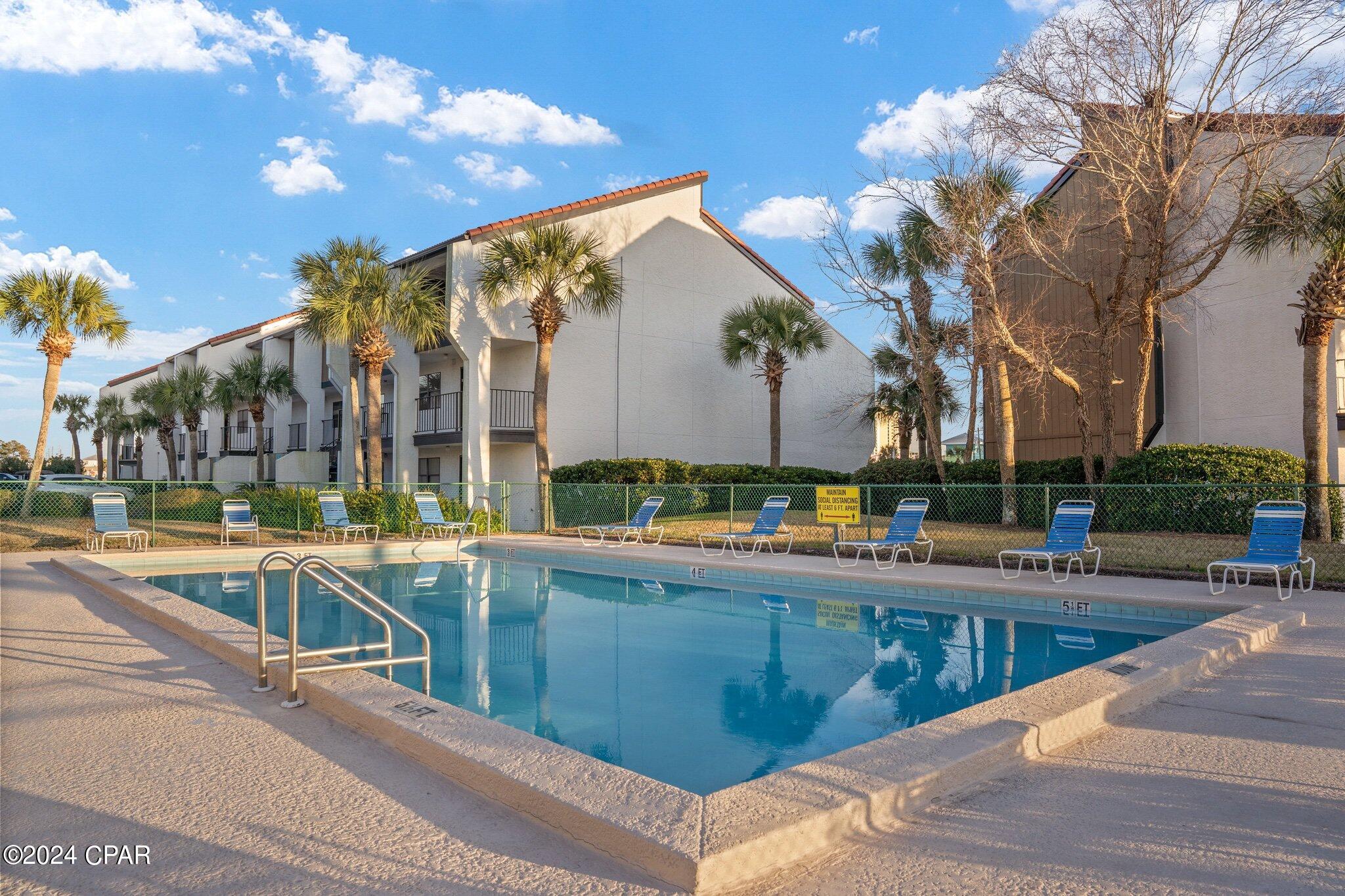 Edgewater Golf Villas 3A - Residential