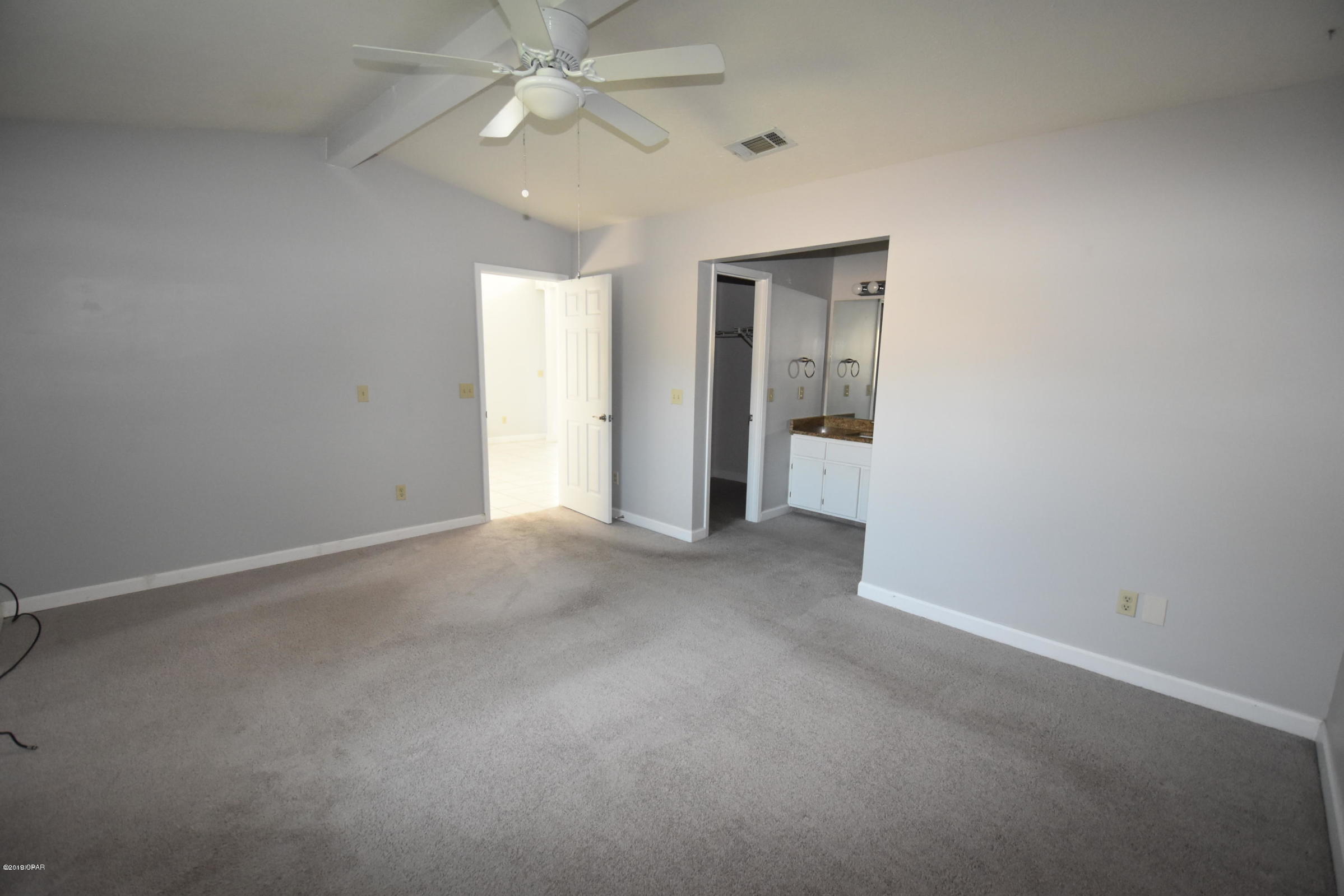 Venetian Villa - Residential